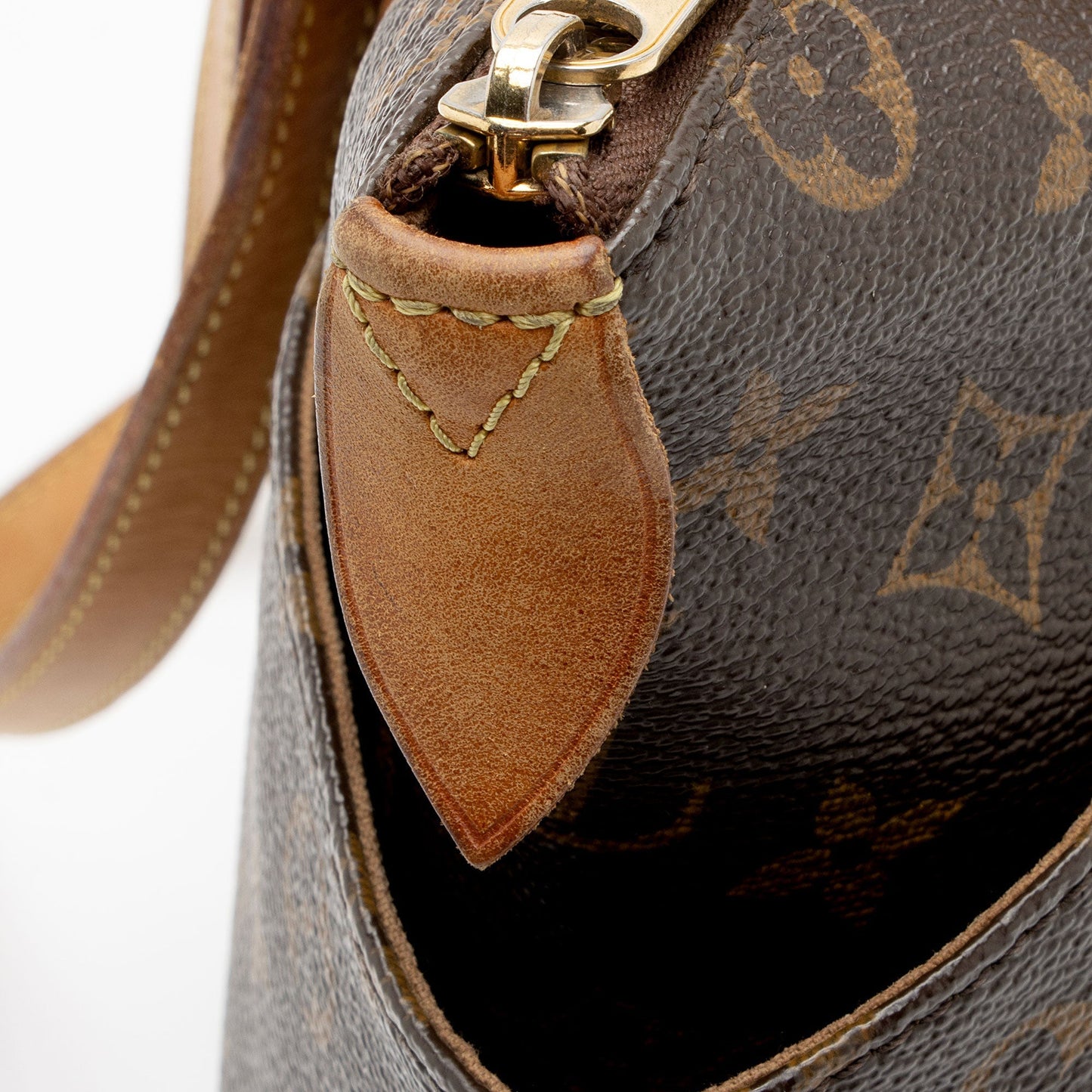Louis Vuitton Monogram Canvas Totally PM Tote (SHF-kE7H9j)
