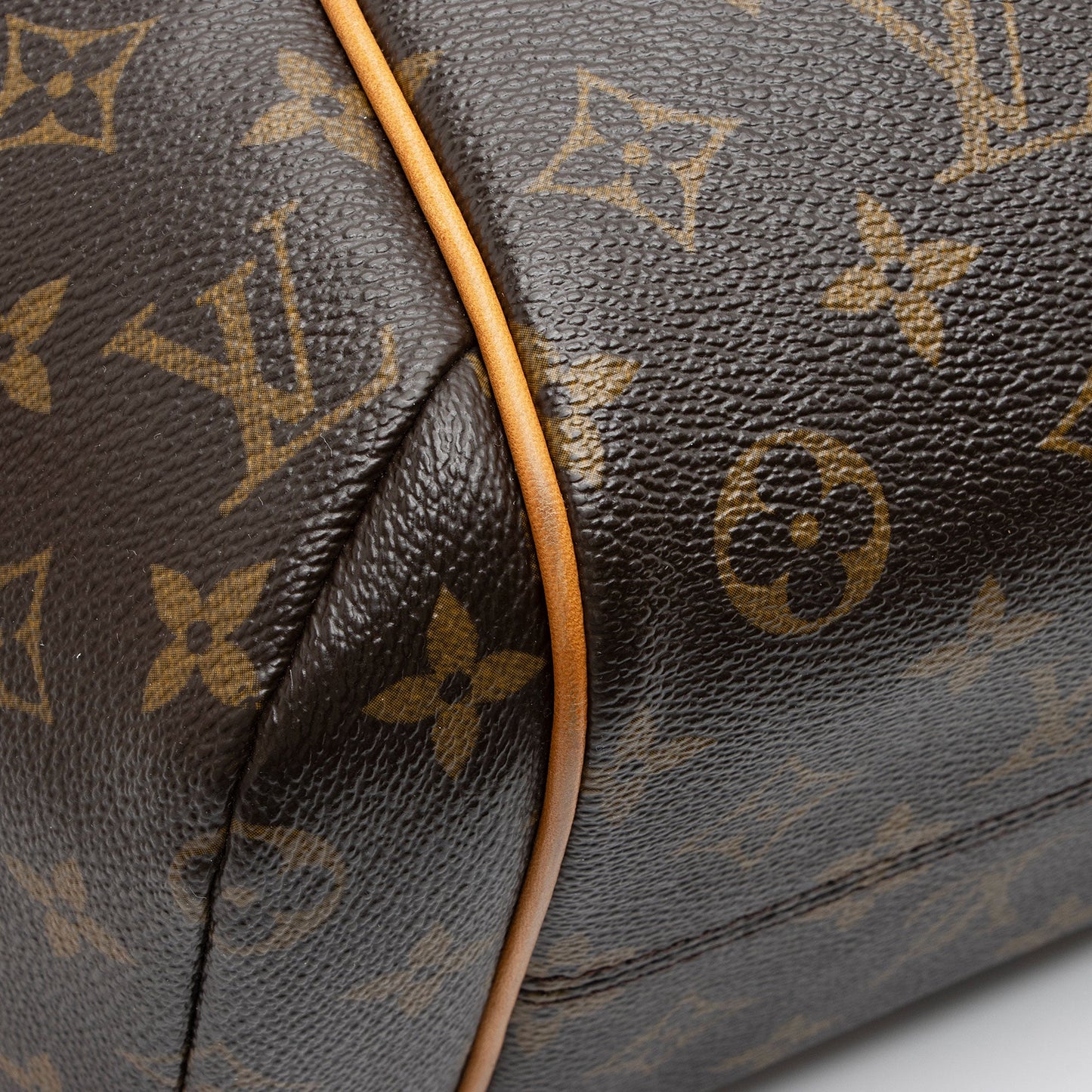 Louis Vuitton Monogram Canvas Totally PM Tote (SHF-lJUvoR)