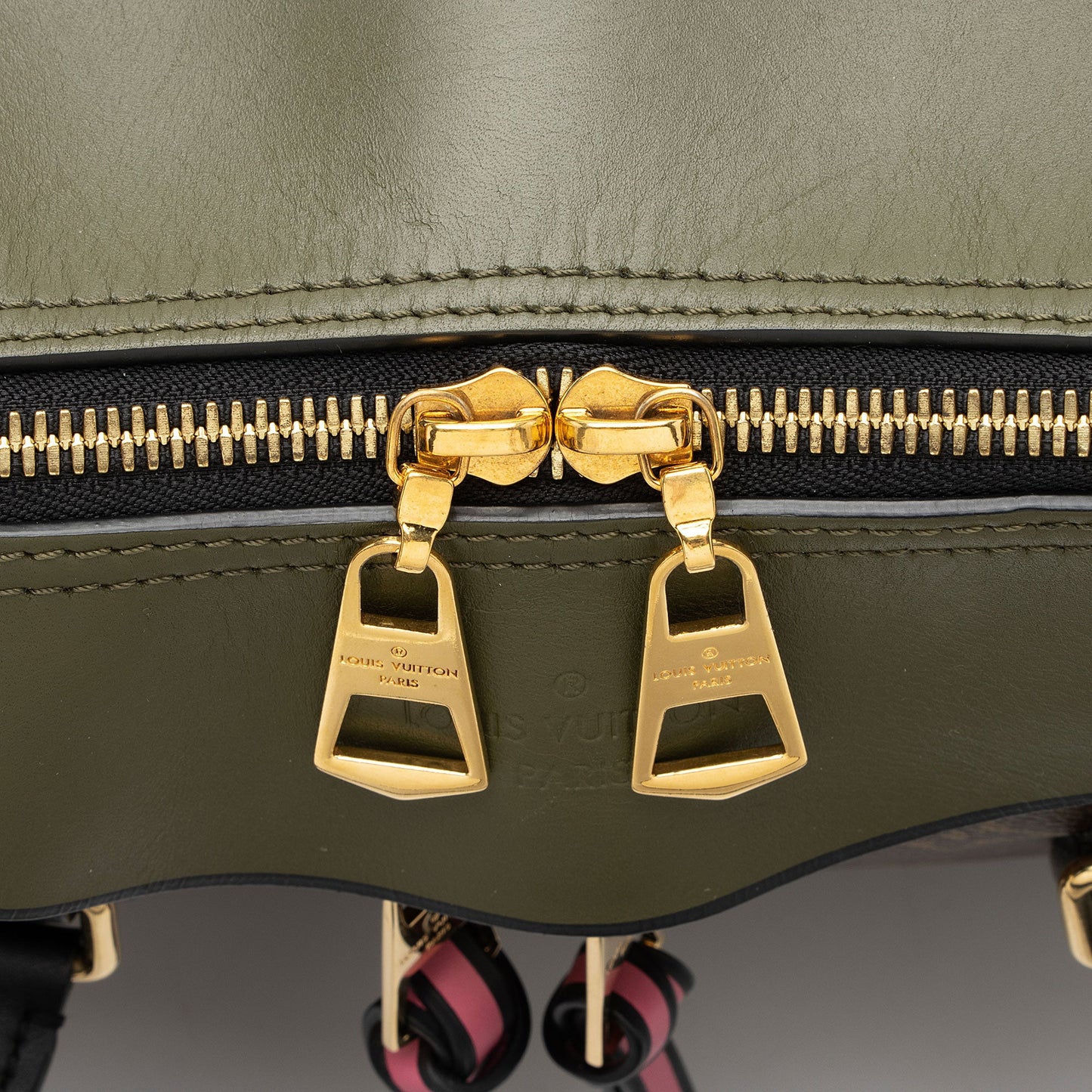 Louis Vuitton Monogram Canvas Tuileries Satchel (SHF-5QvIgR)