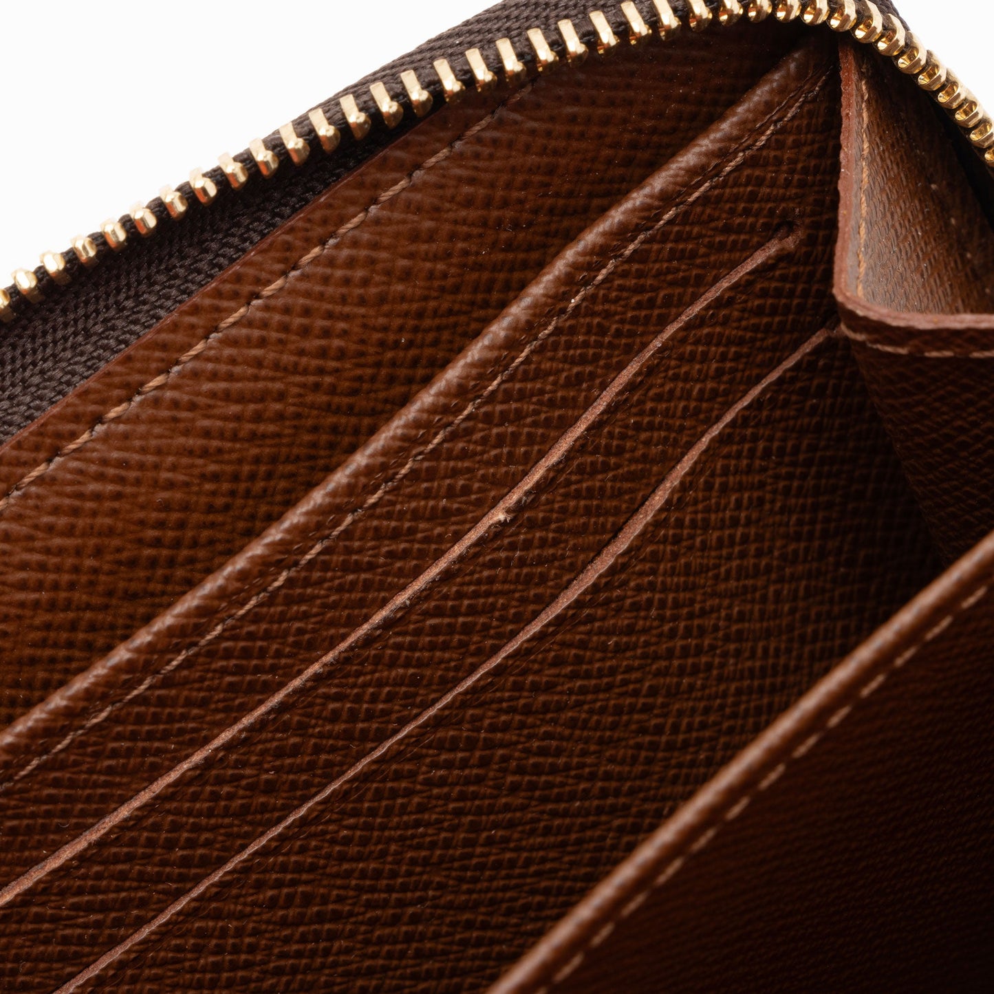Louis Vuitton Monogram Canvas Zippy Coin Wallet (SHF-U4v2C4)