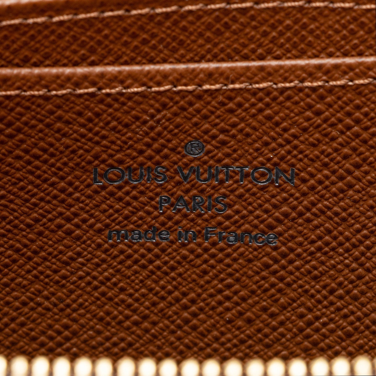 Louis Vuitton Monogram Canvas Zippy Coin Wallet (SHF-U4v2C4)