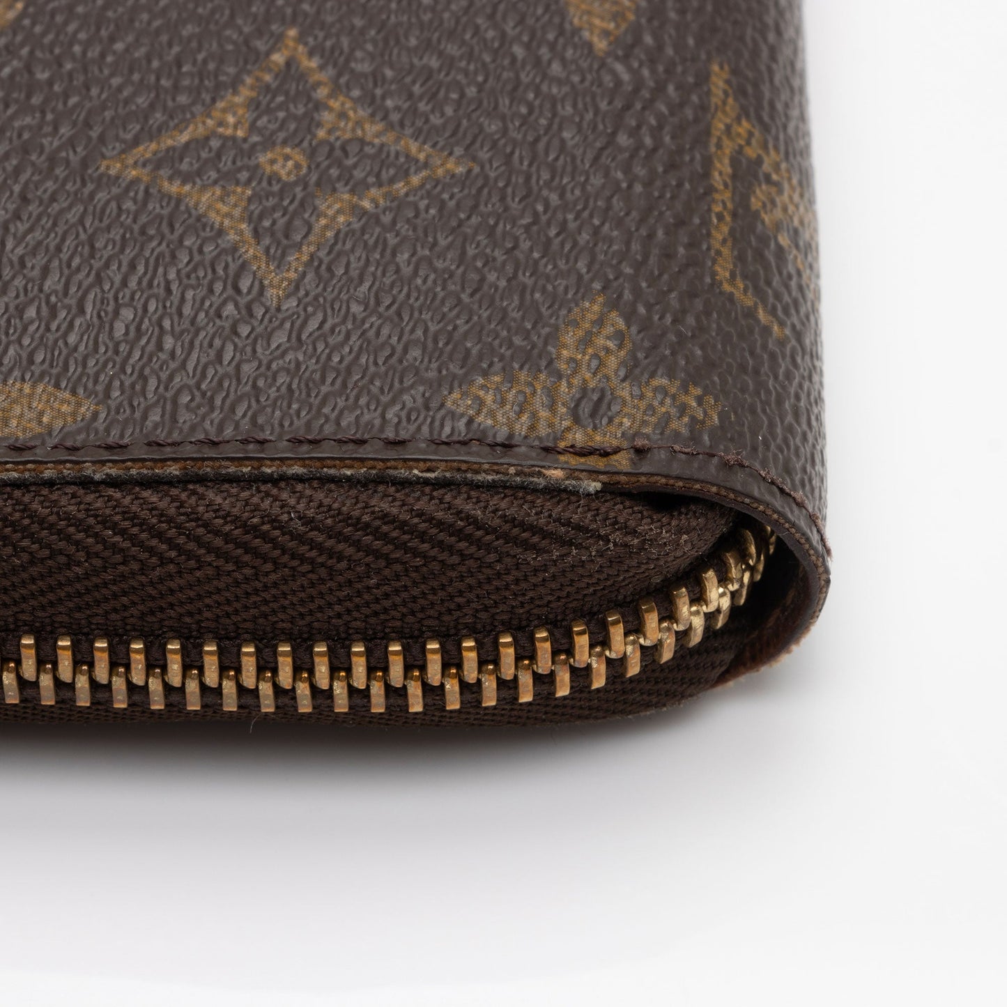 Louis Vuitton Monogram Canvas Zippy Organizer Wallet (SHF-2Gu7uv)