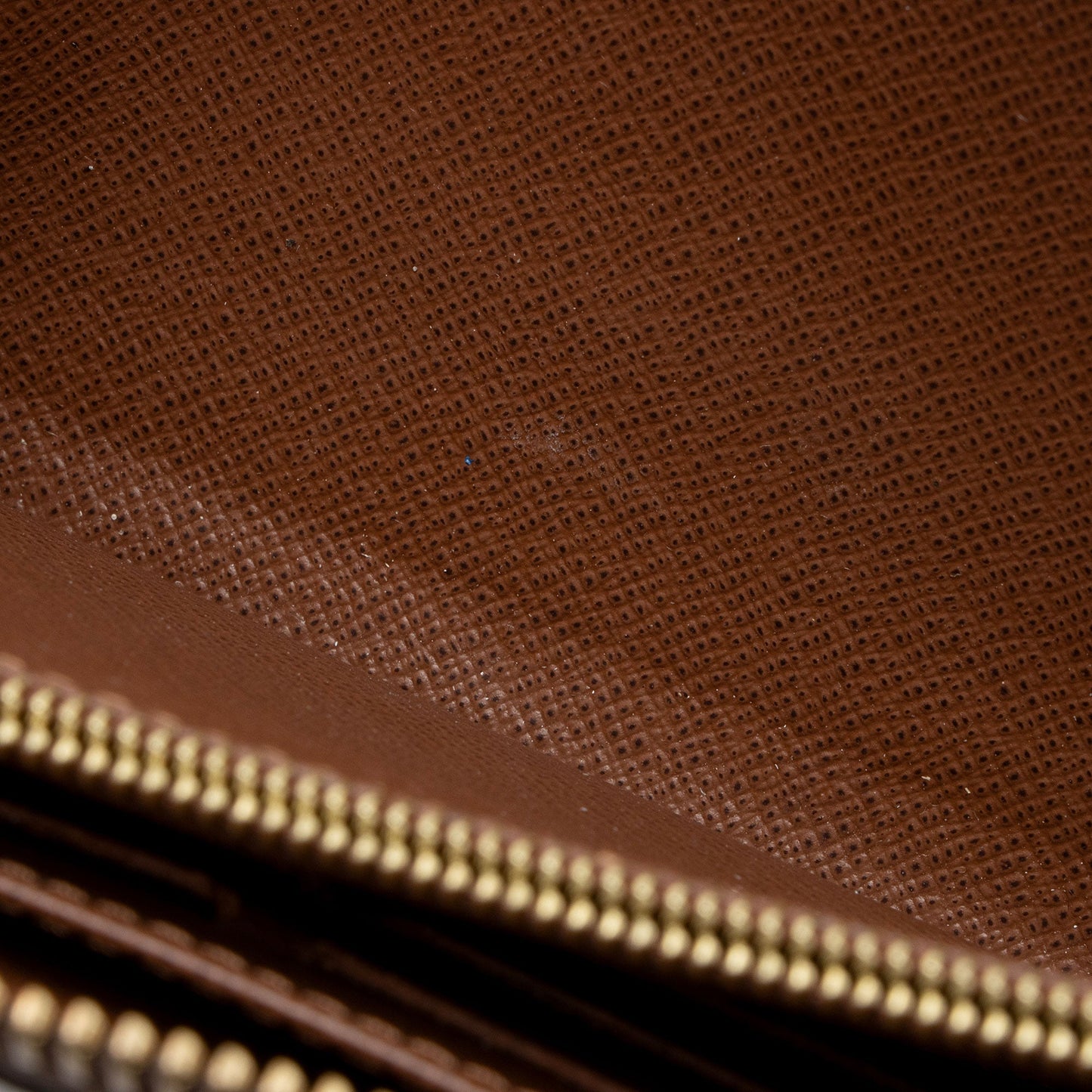 Louis Vuitton Monogram Canvas Zippy Organizer Wallet (SHF-vn2hdU)
