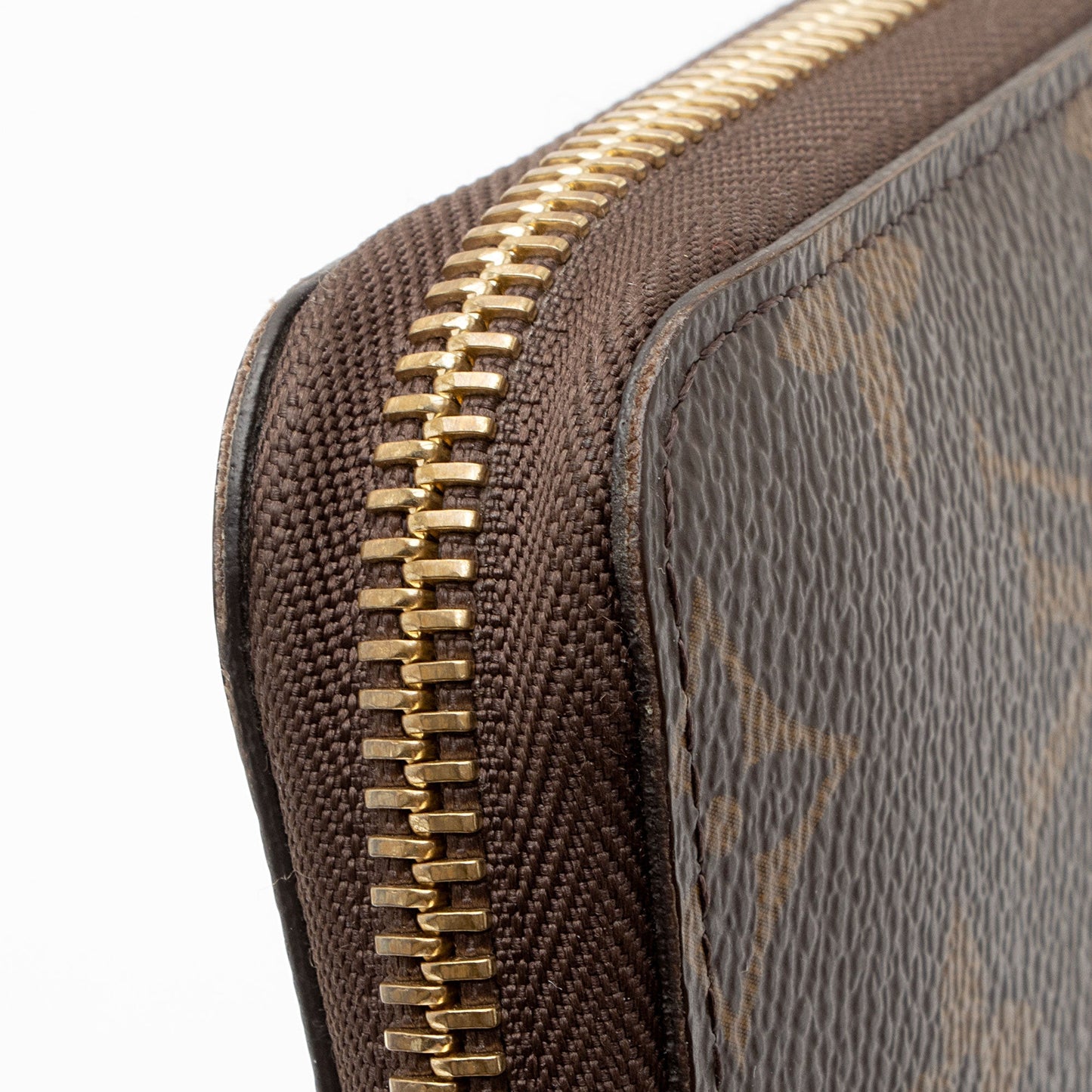 Louis Vuitton Monogram Canvas Zippy Organizer Wallet (SHF-vn2hdU)
