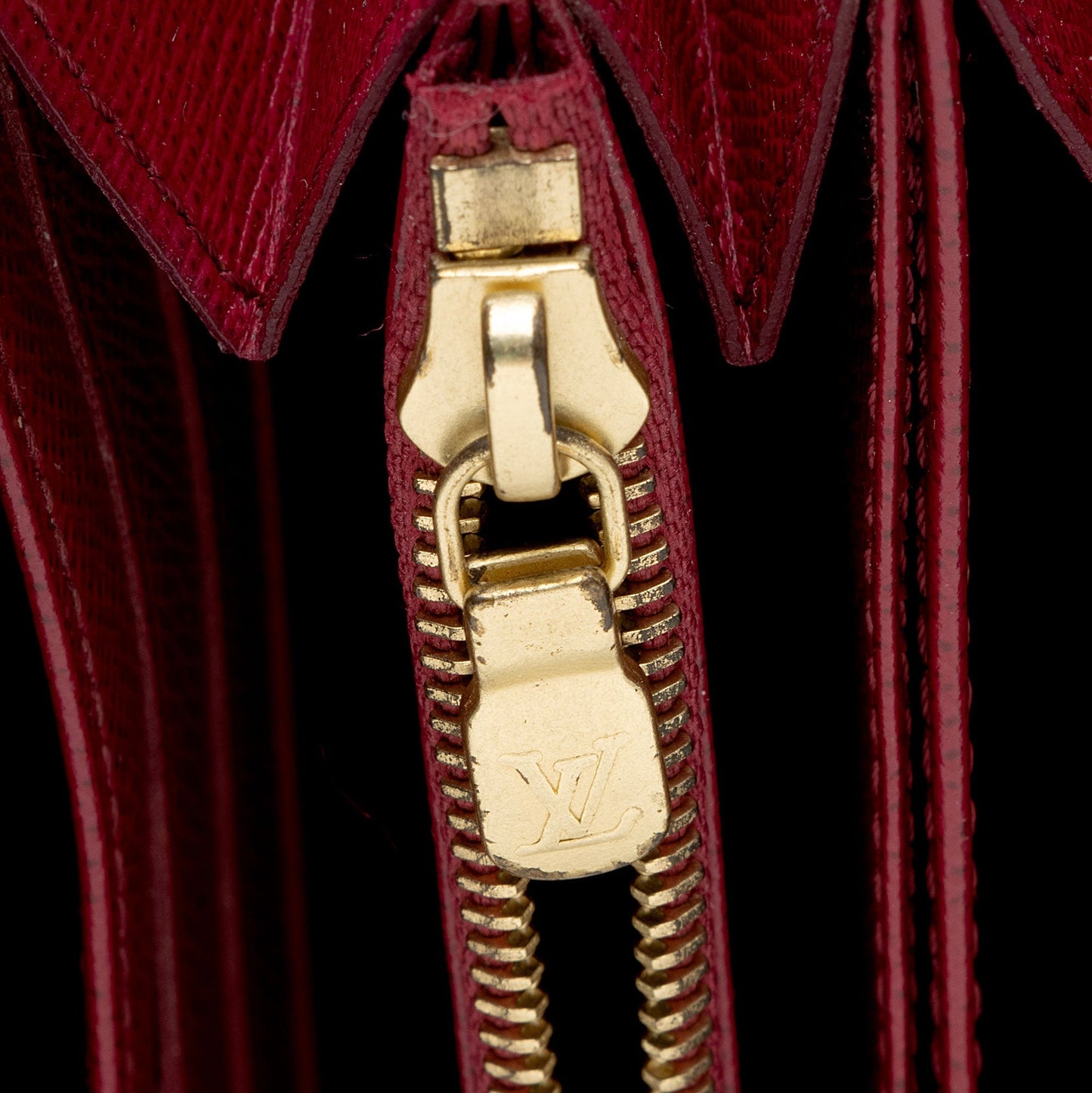 Louis Vuitton Monogram Canvas Zippy Wallet (SHF-NFytxl)