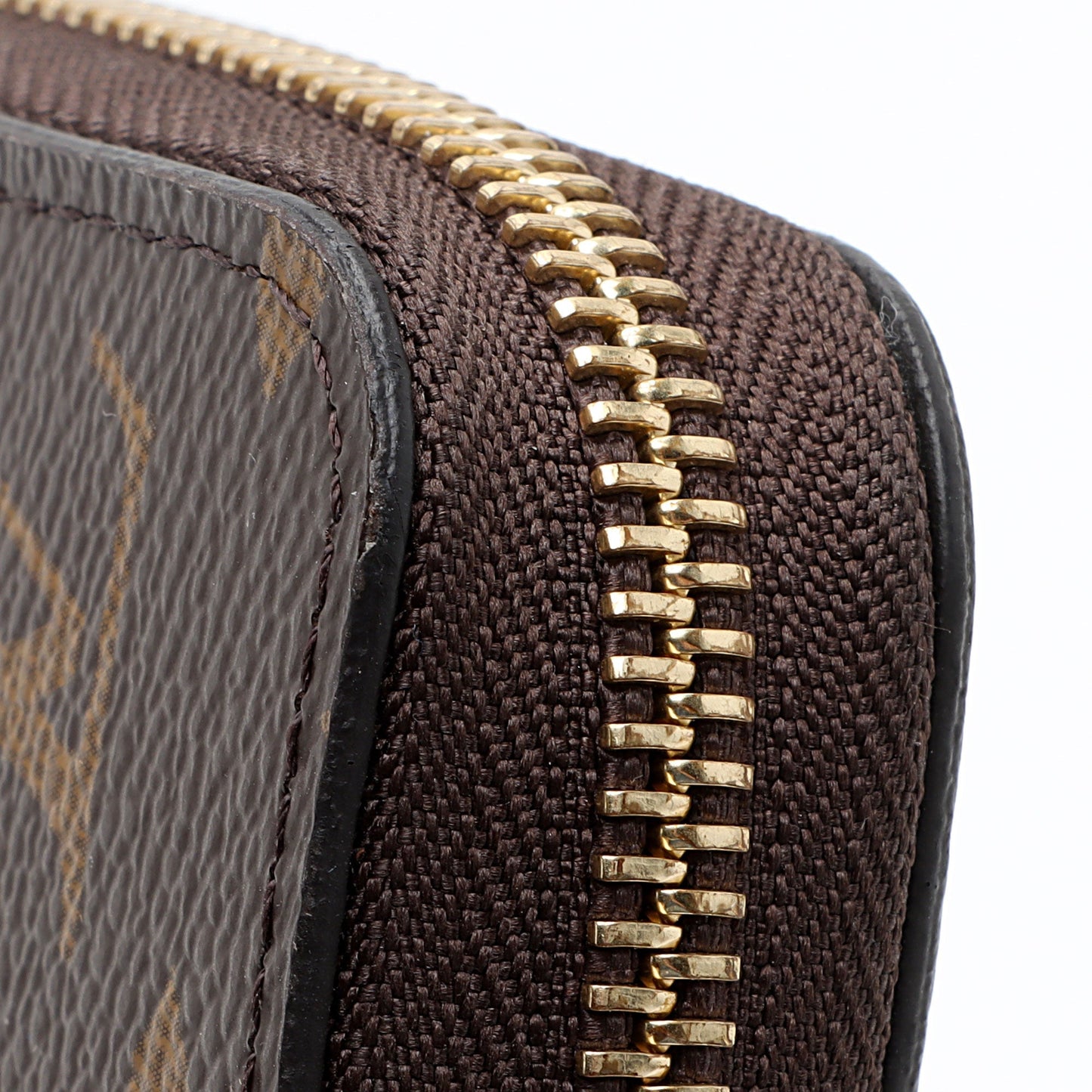 Louis Vuitton Monogram Canvas Zippy Wallet (SHF-NtLd68)
