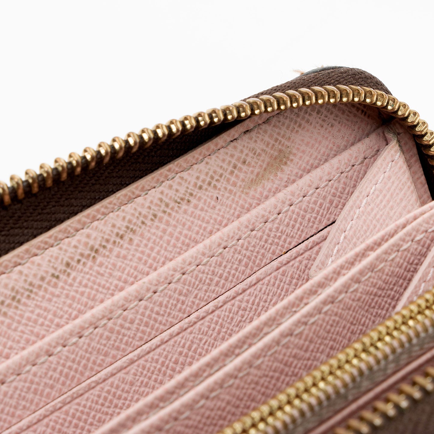 Louis Vuitton Monogram Canvas Zippy Wallet (SHF-oefzl9)