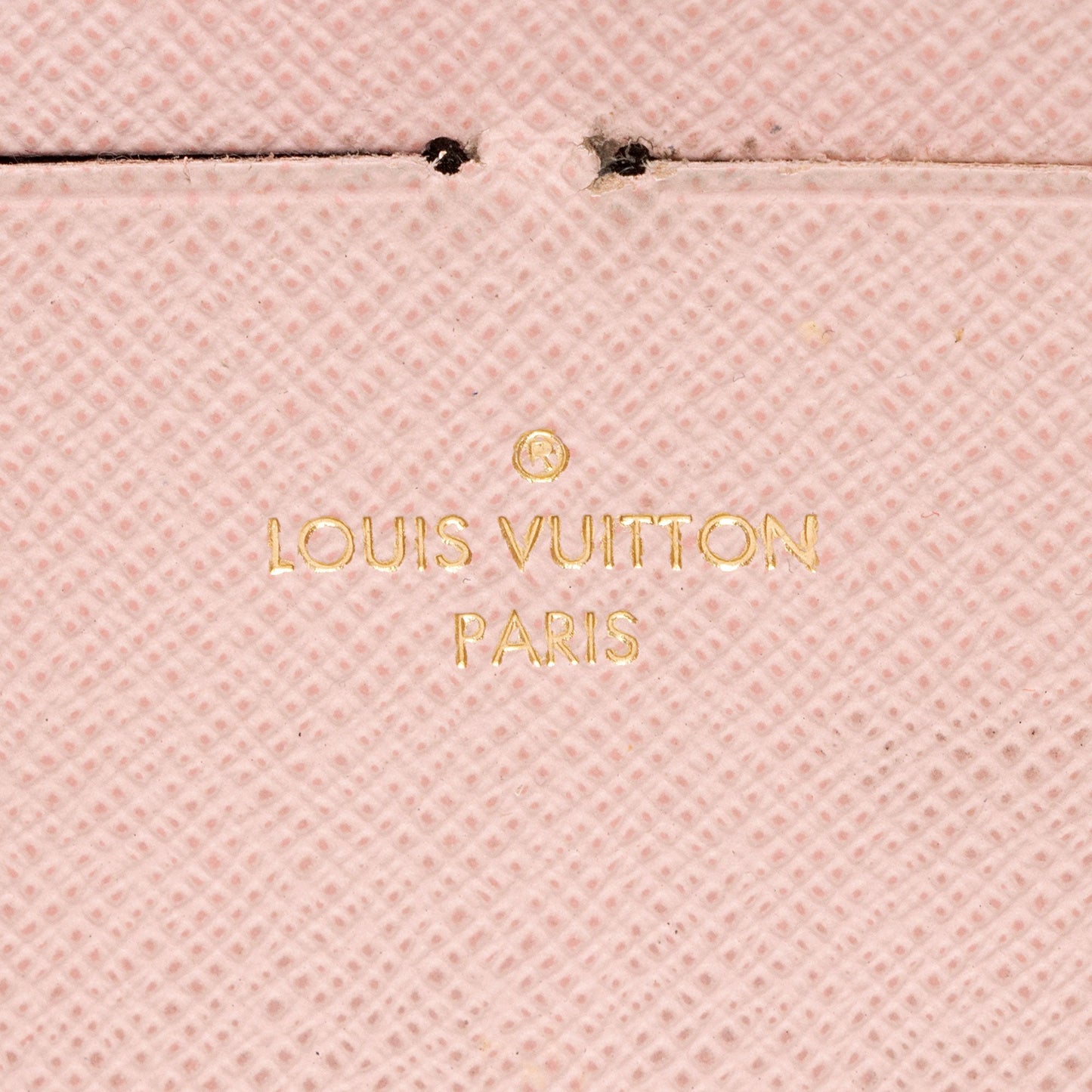 Louis Vuitton Monogram Canvas Zippy Wallet (SHF-oefzl9)