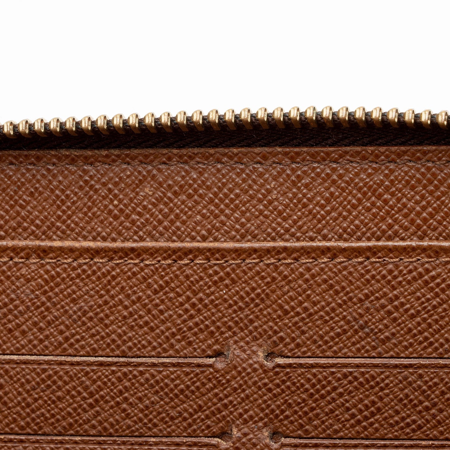 Louis Vuitton Monogram Canvas Zippy Wallet (SHF-UXLzrv)