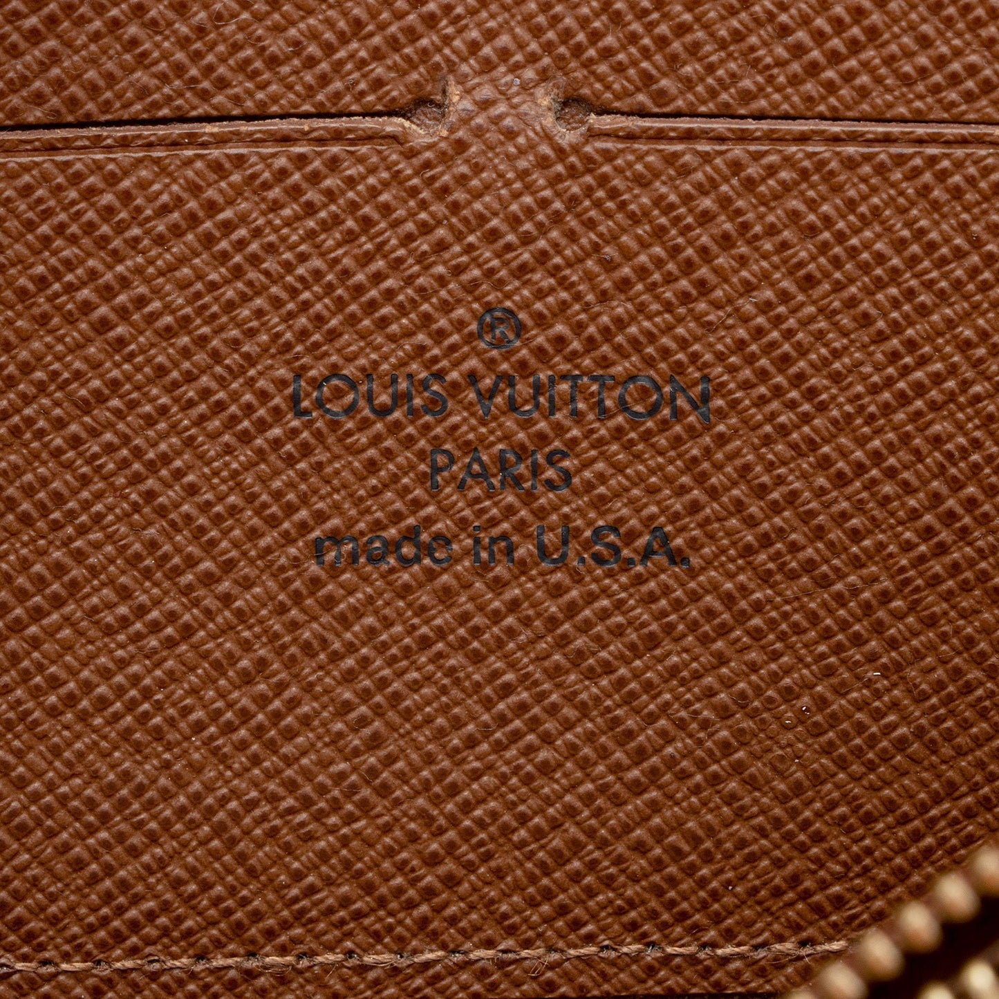 Louis Vuitton Monogram Canvas Zippy Wallet (SHF-UXLzrv)