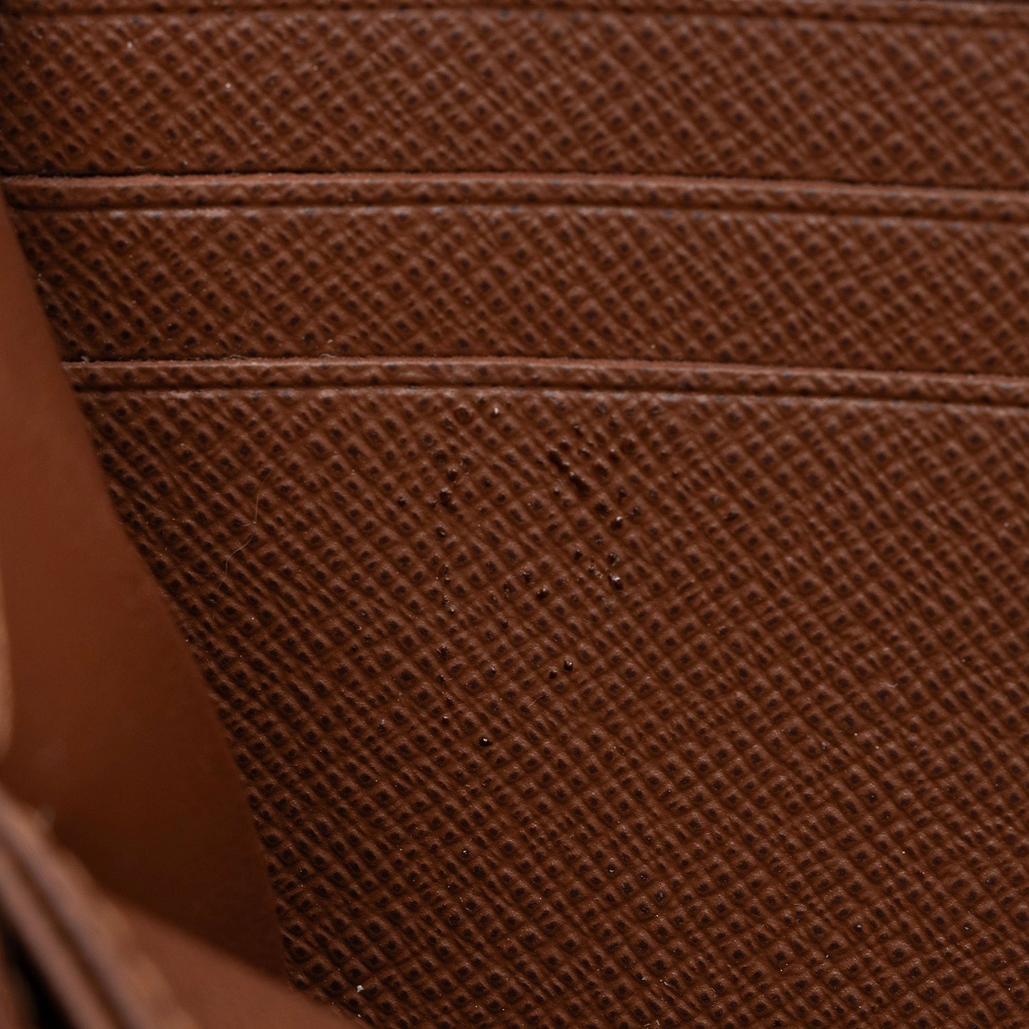 Louis Vuitton Monogram Canvas Zippy Wallet (SHF-JxPPMQ)