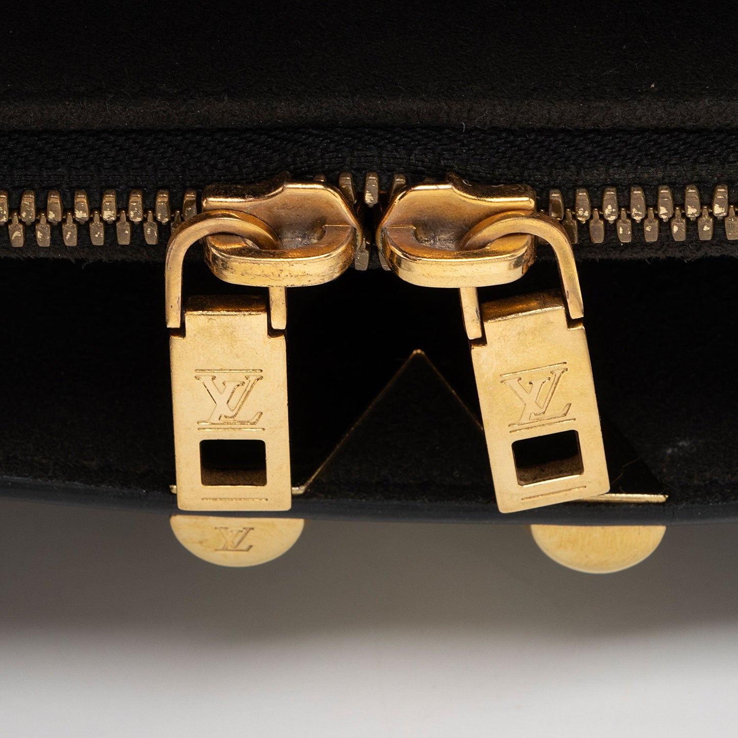 Louis Vuitton Monogram Cuir Plume Very MM Tote