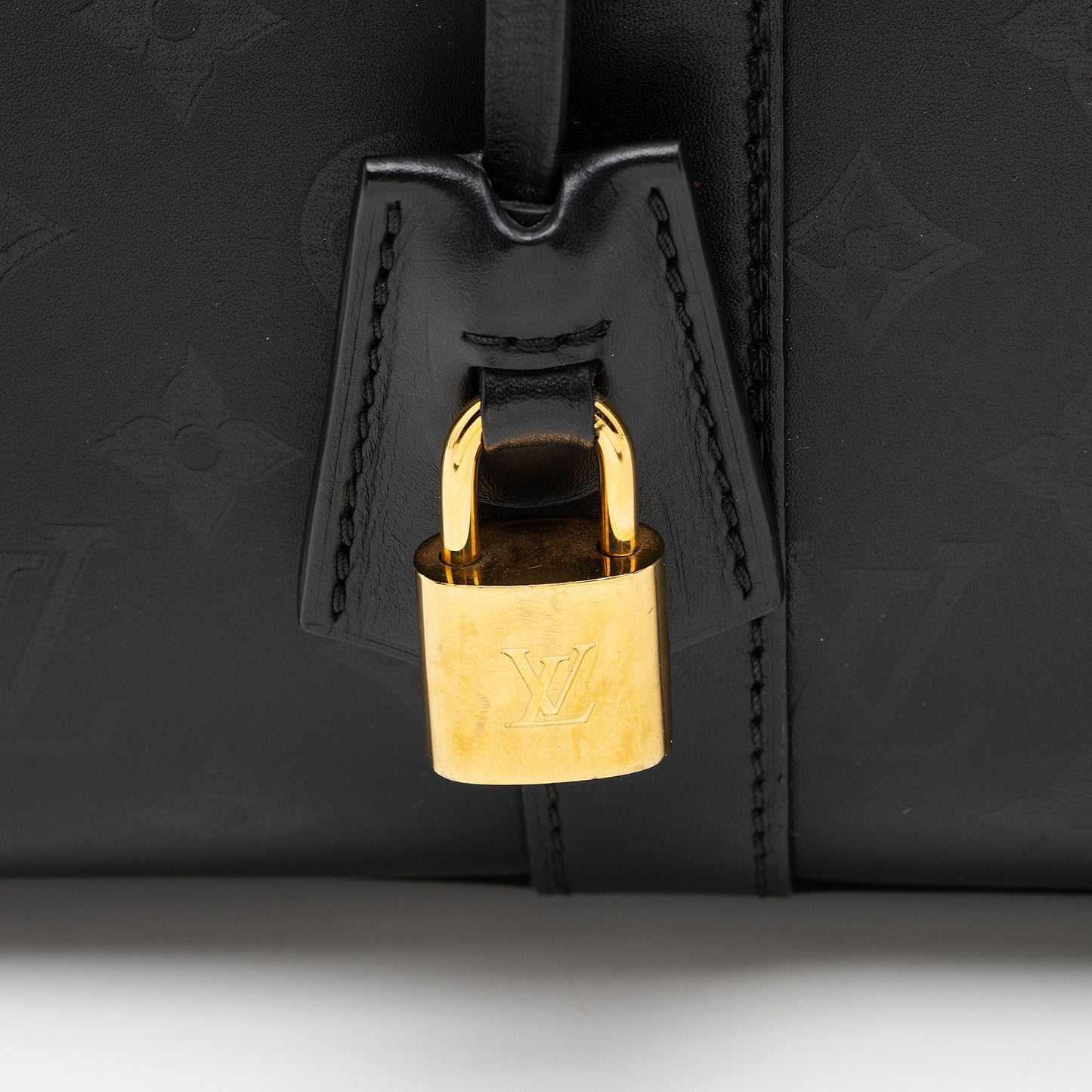 Louis Vuitton Monogram Cuir Plume Very MM Tote