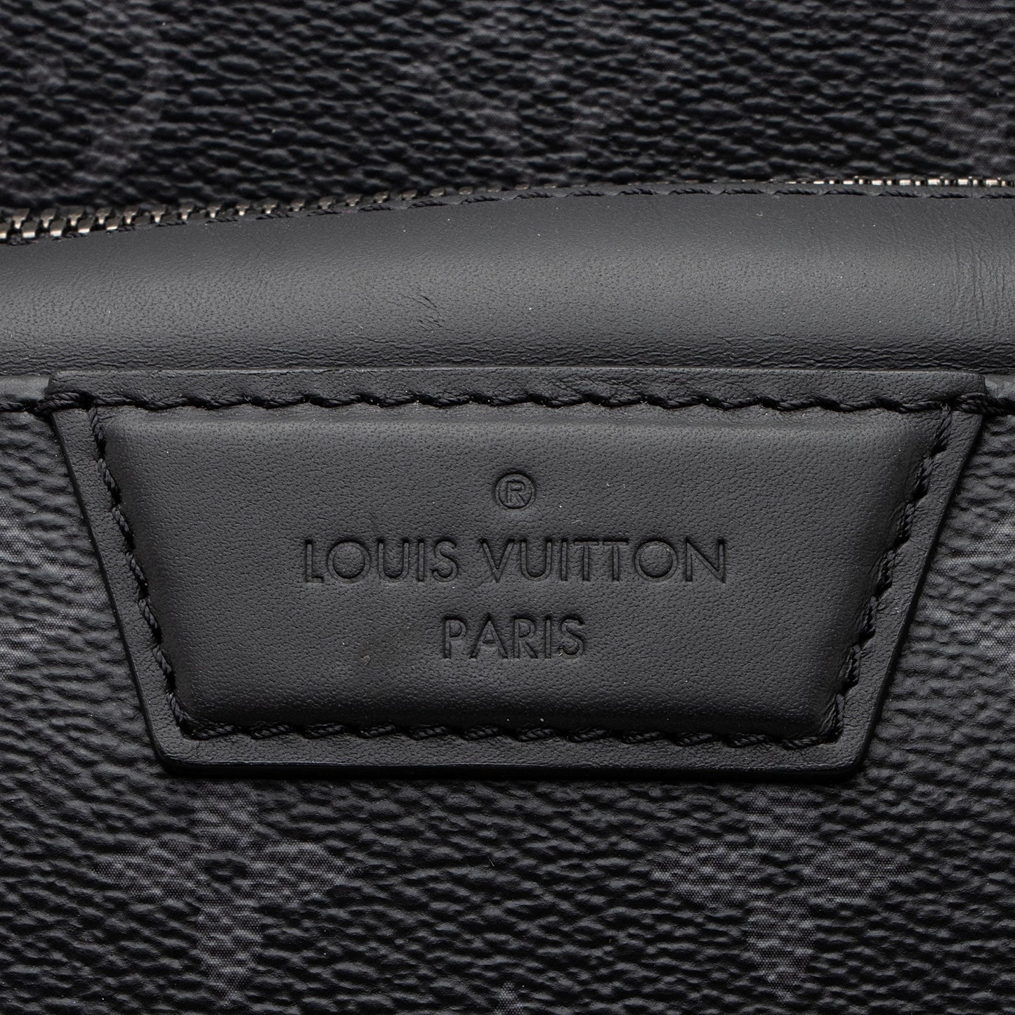 Louis Vuitton Monogram Eclipse Discovery PM Backpack (SHF-fMB1cP)