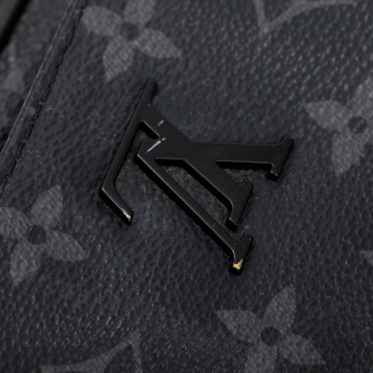 Louis Vuitton Monogram Eclipse District PM