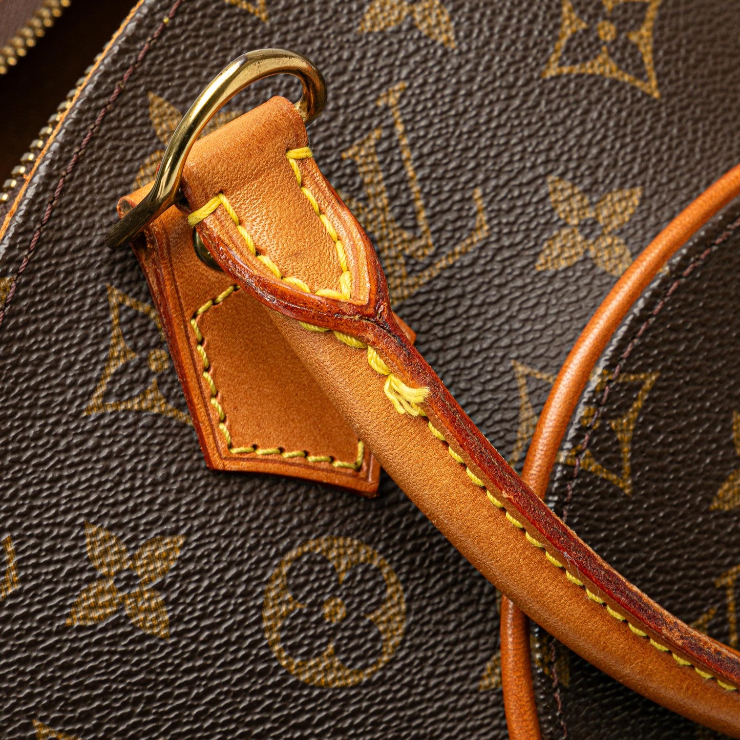 Louis Vuitton Monogram Ellipse PM (SHG-uilLtW)
