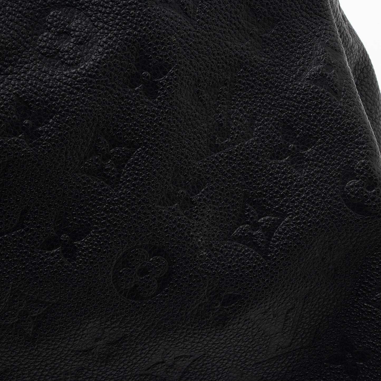 Louis Vuitton Monogram Empreinte Artsy MM Shoulder Bag (SHF-lueaCq)