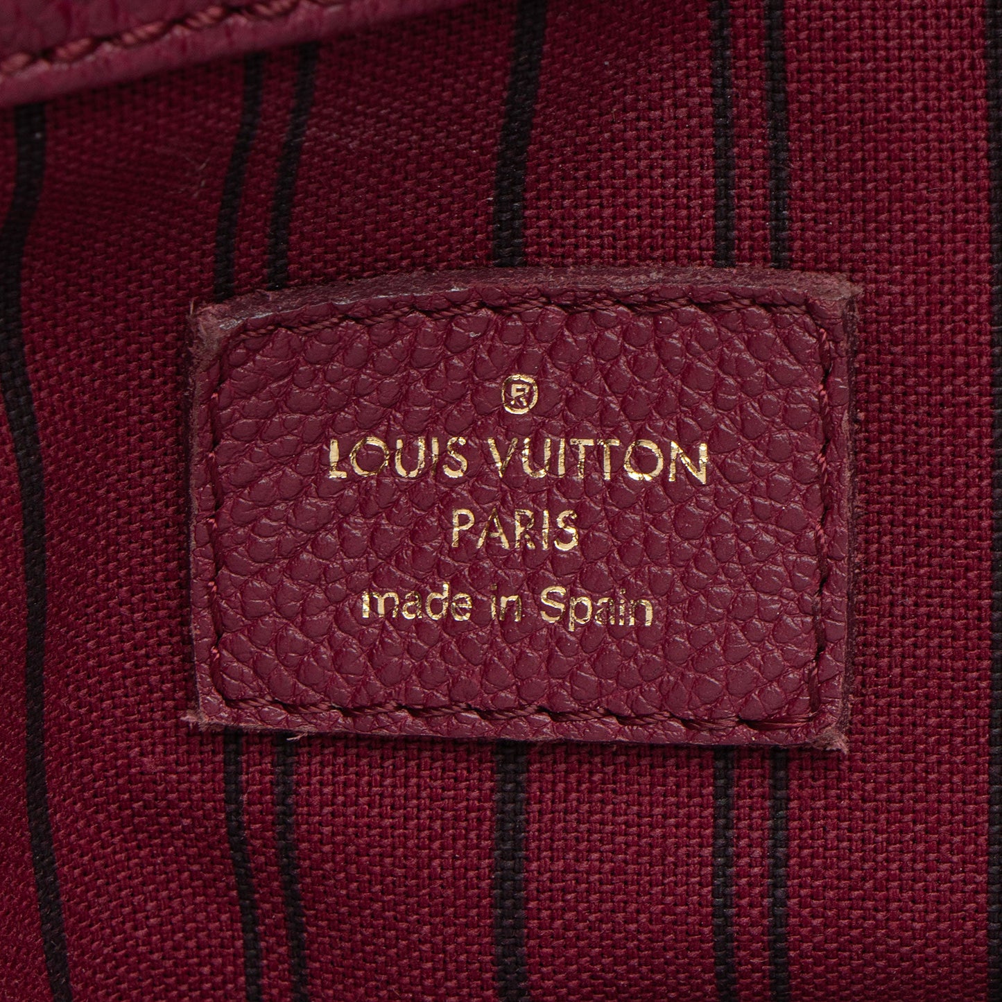 Louis Vuitton Monogram Empreinte Artsy MM Shoulder Bag (SHF-7ZoRLC)