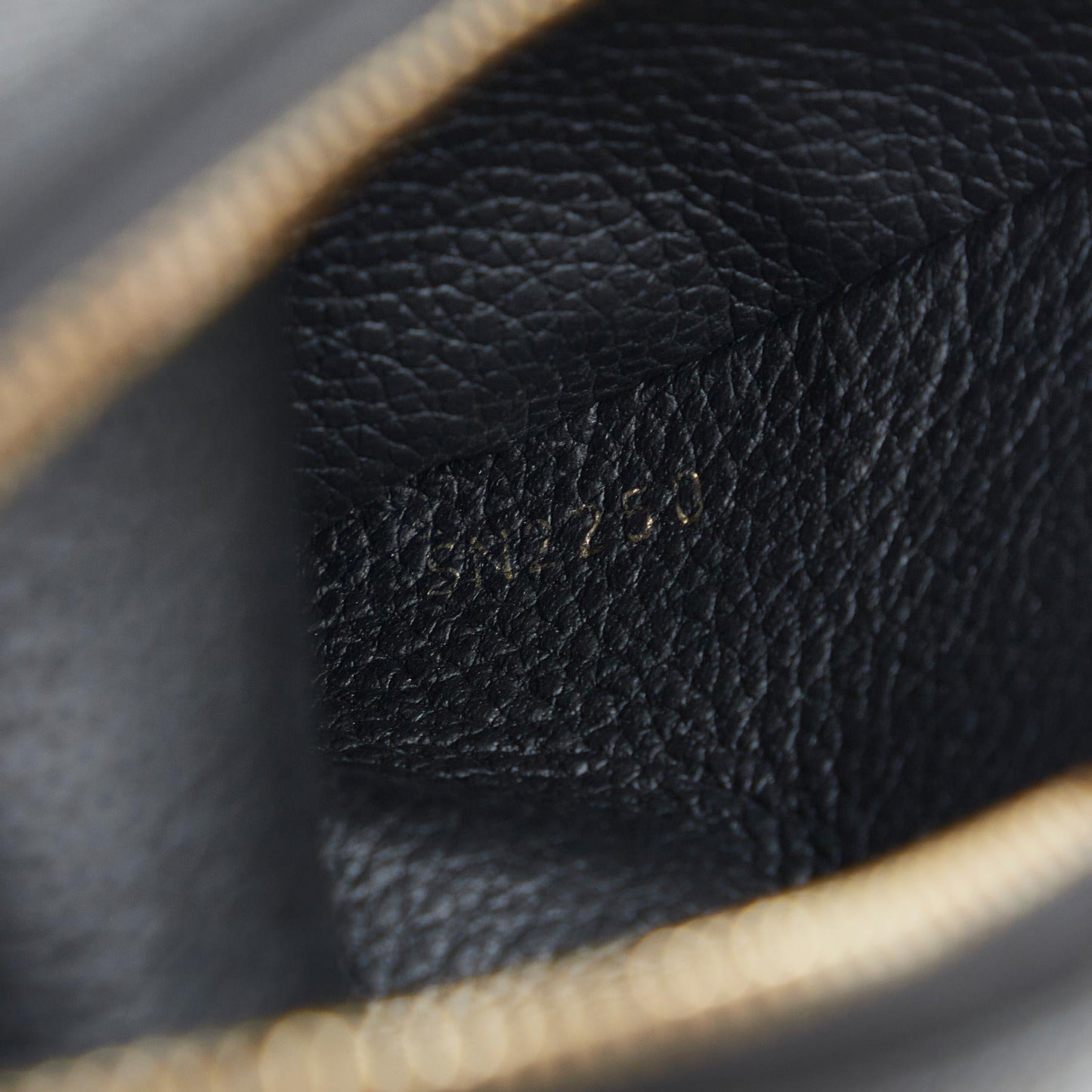 Louis Vuitton Monogram Empreinte Crafty Pochette Trio (SHG-MwMAYb)