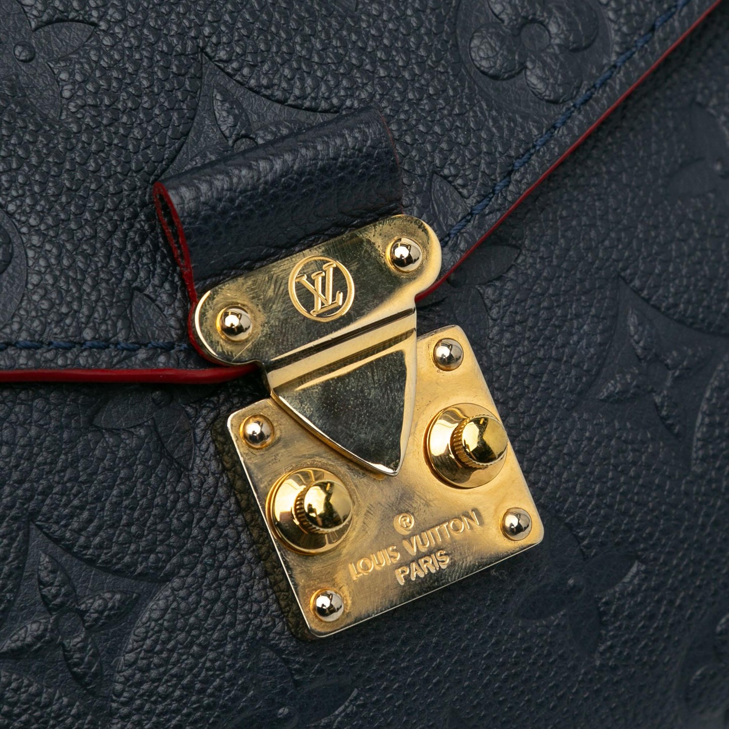 Louis Vuitton Monogram Empreinte Pochette Metis (SHG-cs9mYV)
