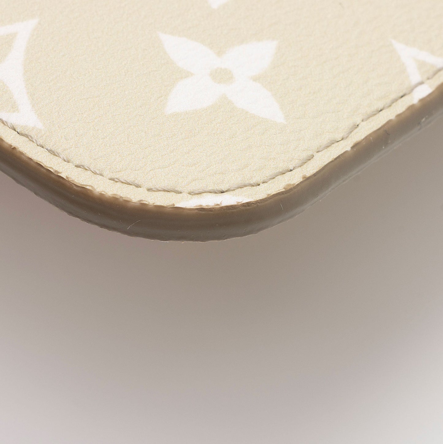 Louis Vuitton Monogram Empreinte Spring In The City Neverfull MM Pochette (SHF-DNXdB4)