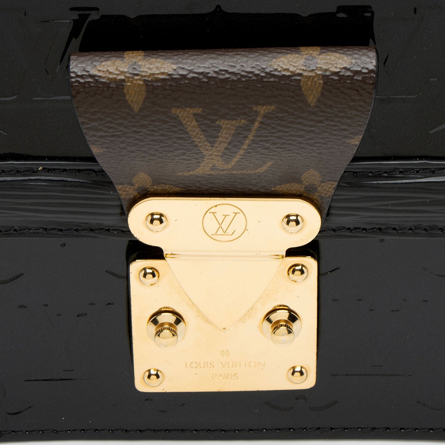 Louis Vuitton Monogram Epi Vernis Wynwood Shoulder Bag