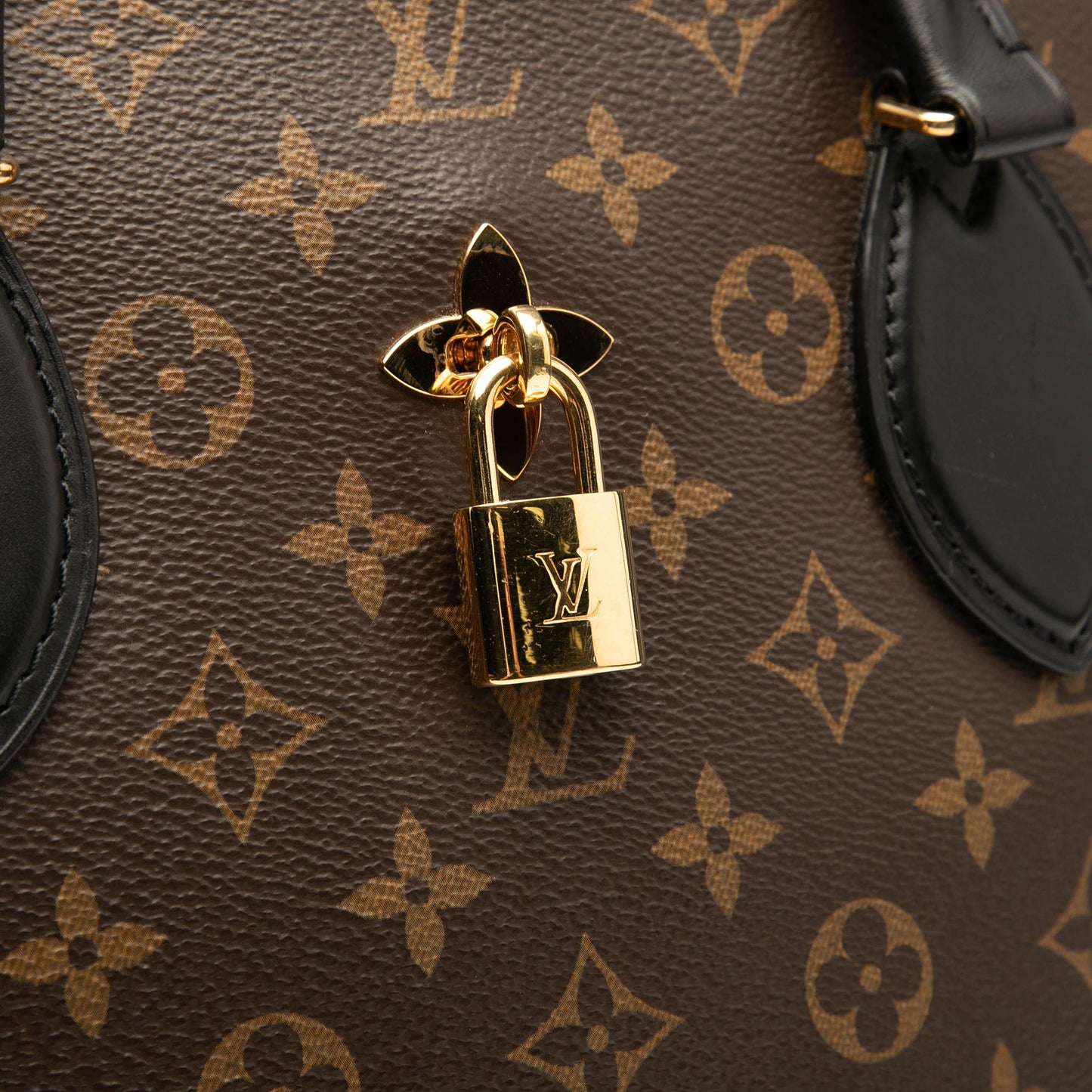 Louis Vuitton Monogram Flower Zipped Tote MM