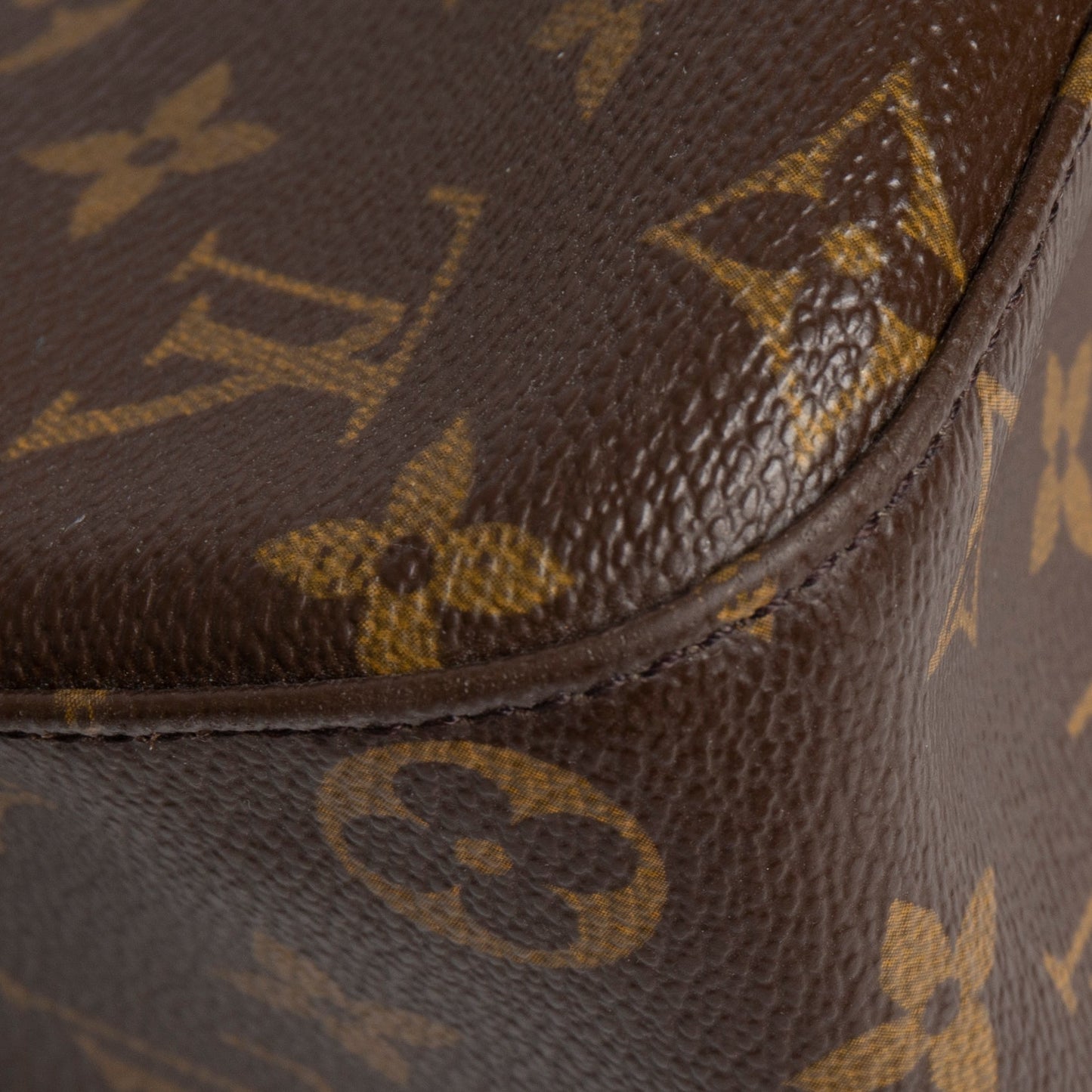 Louis Vuitton Monogram Looping GM