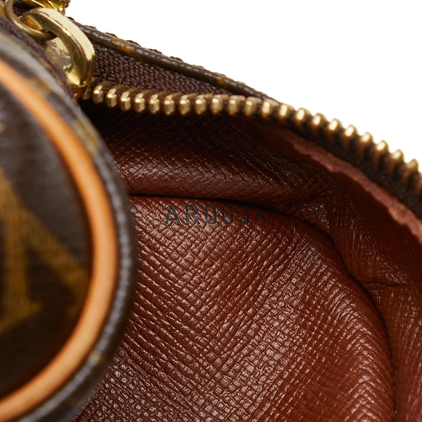 Louis Vuitton Monogram Nil Crossbody Bag (SHG-7e8FTi)