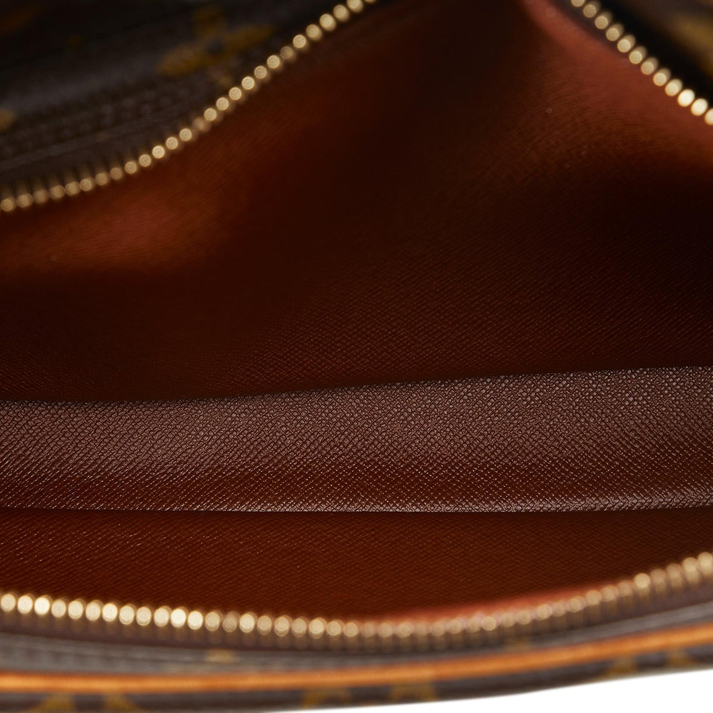 Louis Vuitton Monogram Nil Crossbody Bag (SHG-7e8FTi)