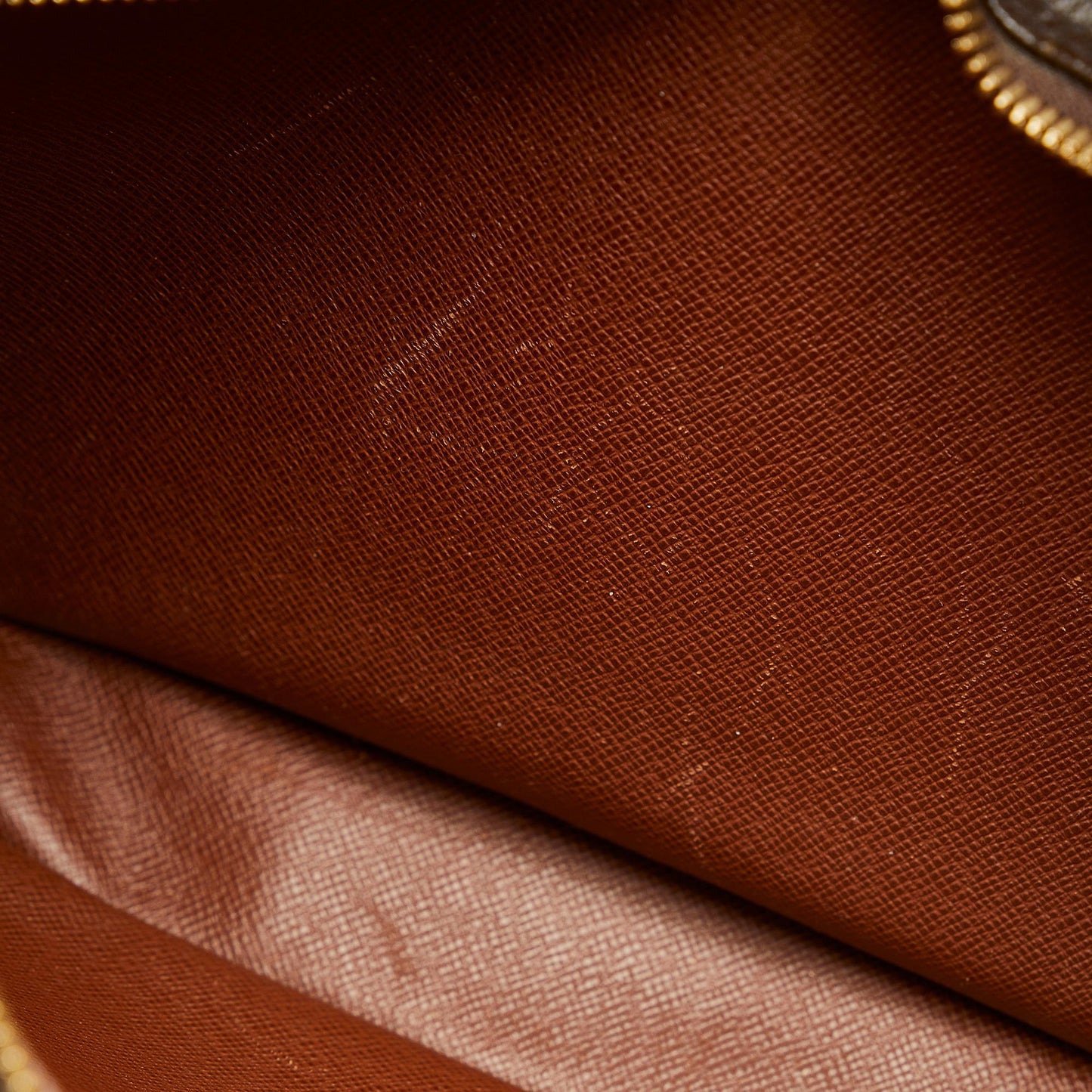 Louis Vuitton Monogram Nil Crossbody Bag (SHG-qf01Cw)