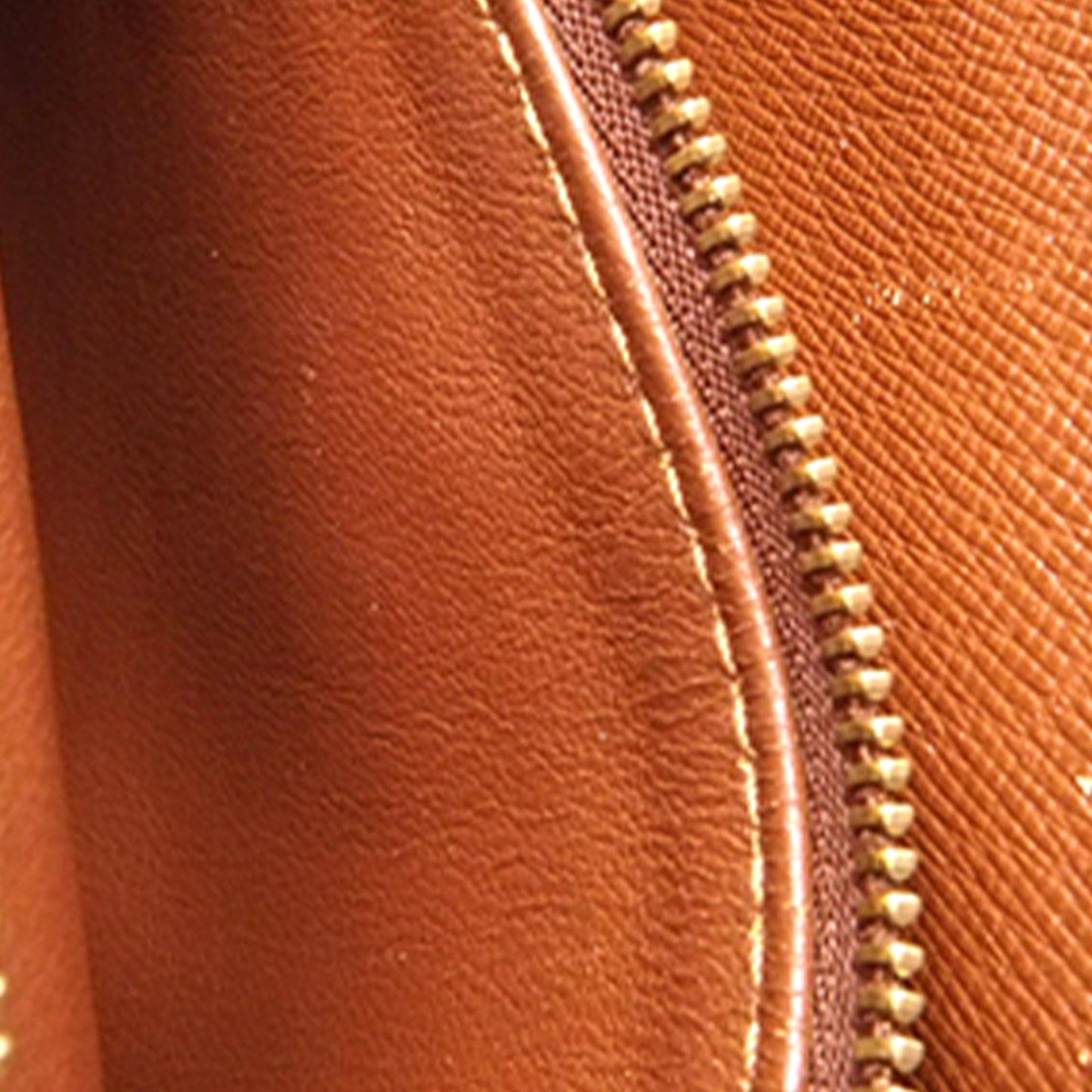 Louis Vuitton Monogram Nil Crossbody Bag (SHG-QElLjH)