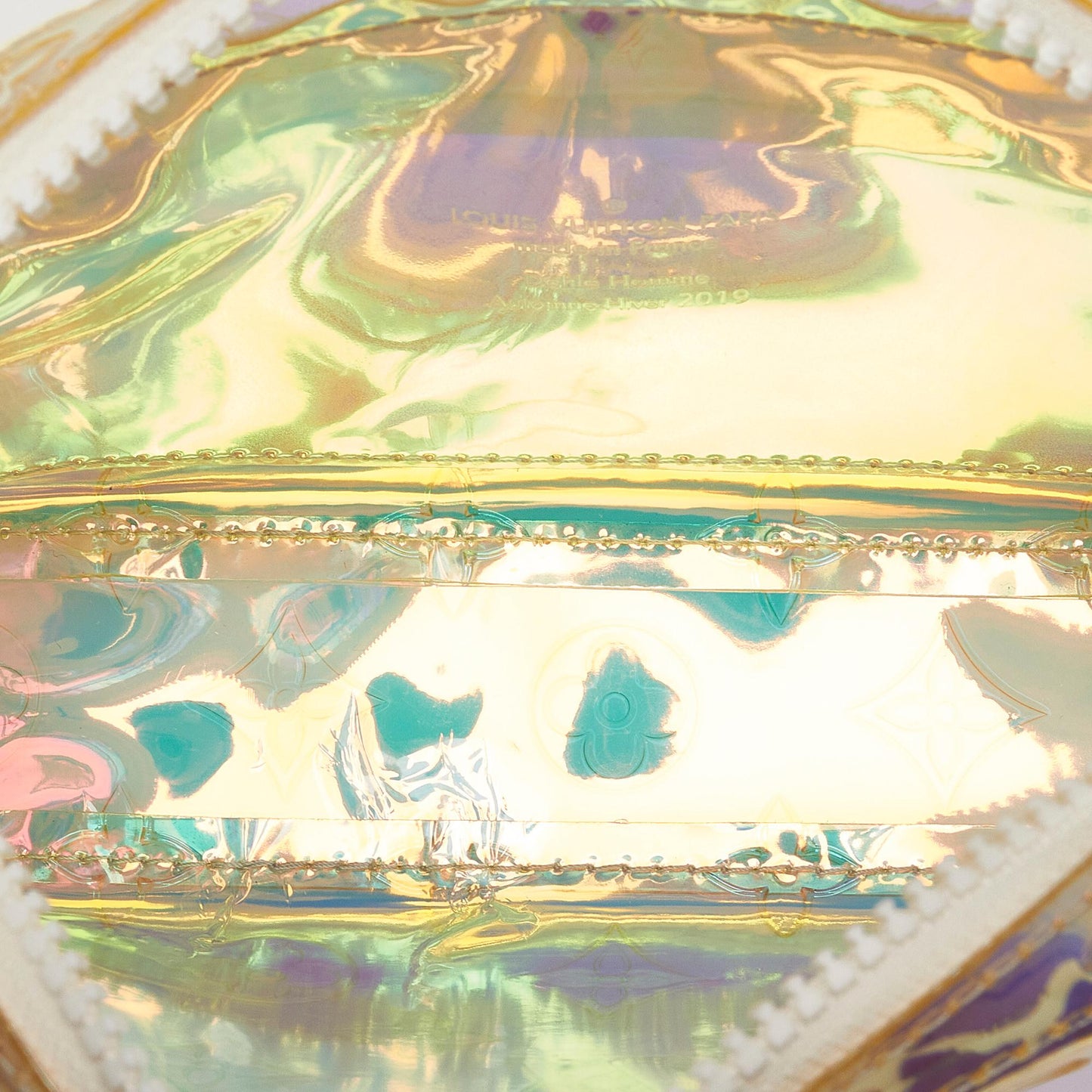Louis Vuitton Monogram Prism Pochette Volga (SHG-nMz9D1)