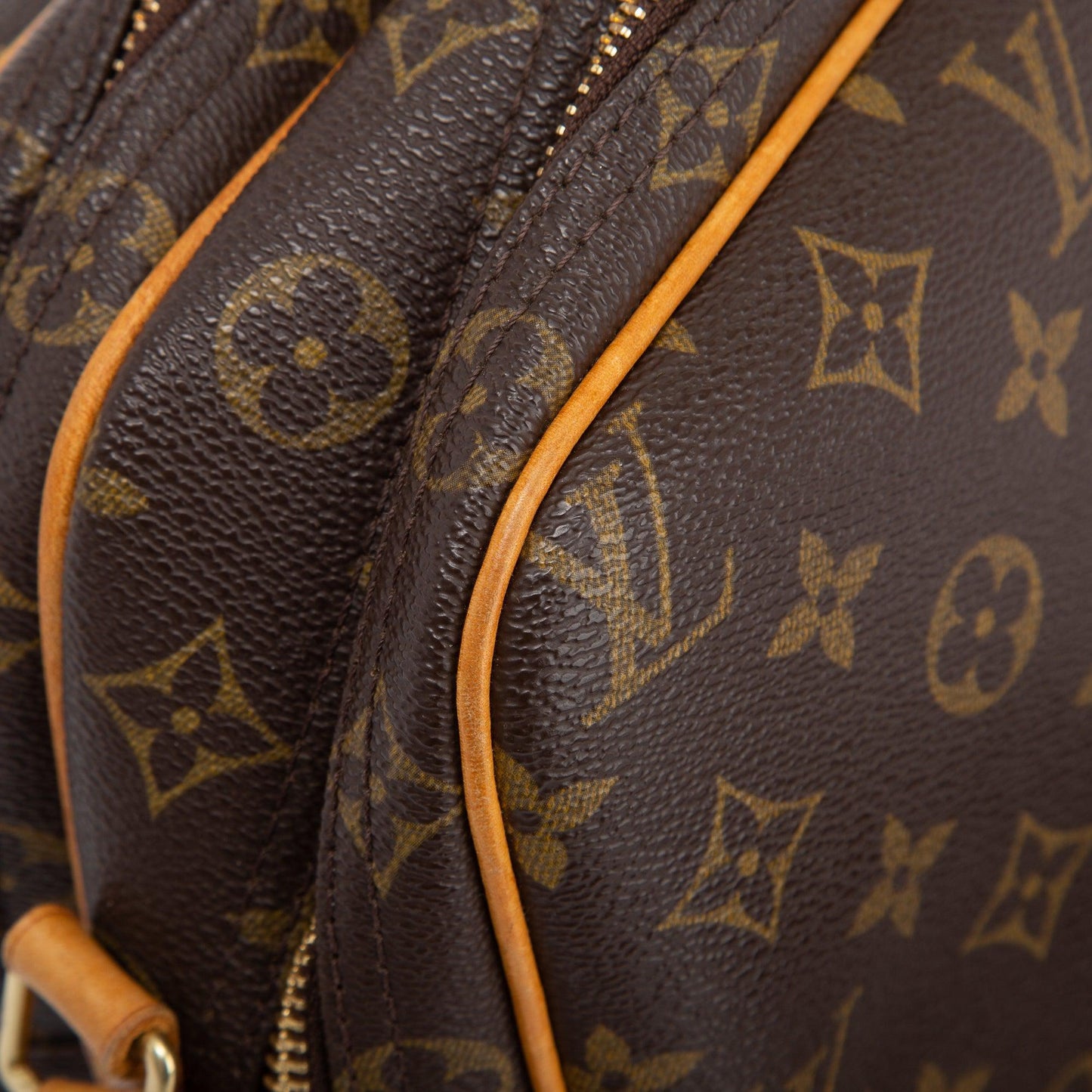 Louis Vuitton Monogram Reporter PM