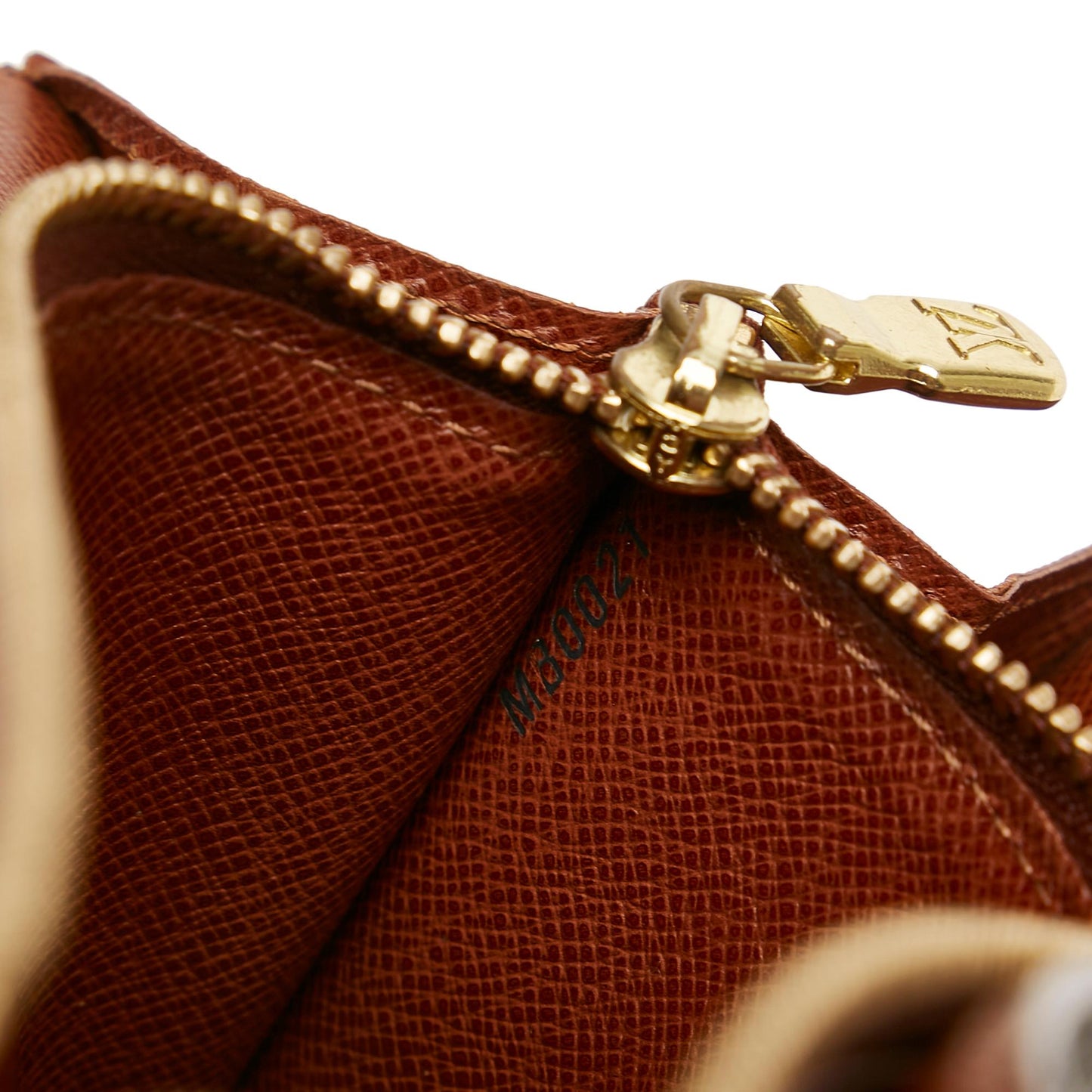 Louis Vuitton Monogram Sarah Long Wallet (SHG-tGbfVz)