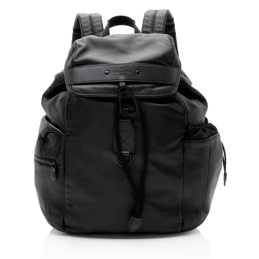 Louis Vuitton Monogram Shadow Discovery Backpack (SHF-f64Uph)