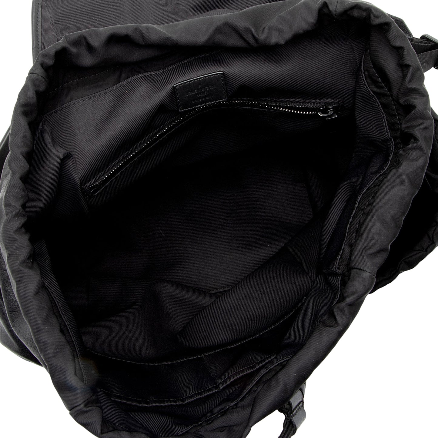 Louis Vuitton Monogram Shadow Discovery Backpack (SHF-f64Uph)