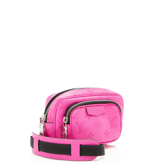 Louis Vuitton Monogram Taiga Leather Outdoor Pouch