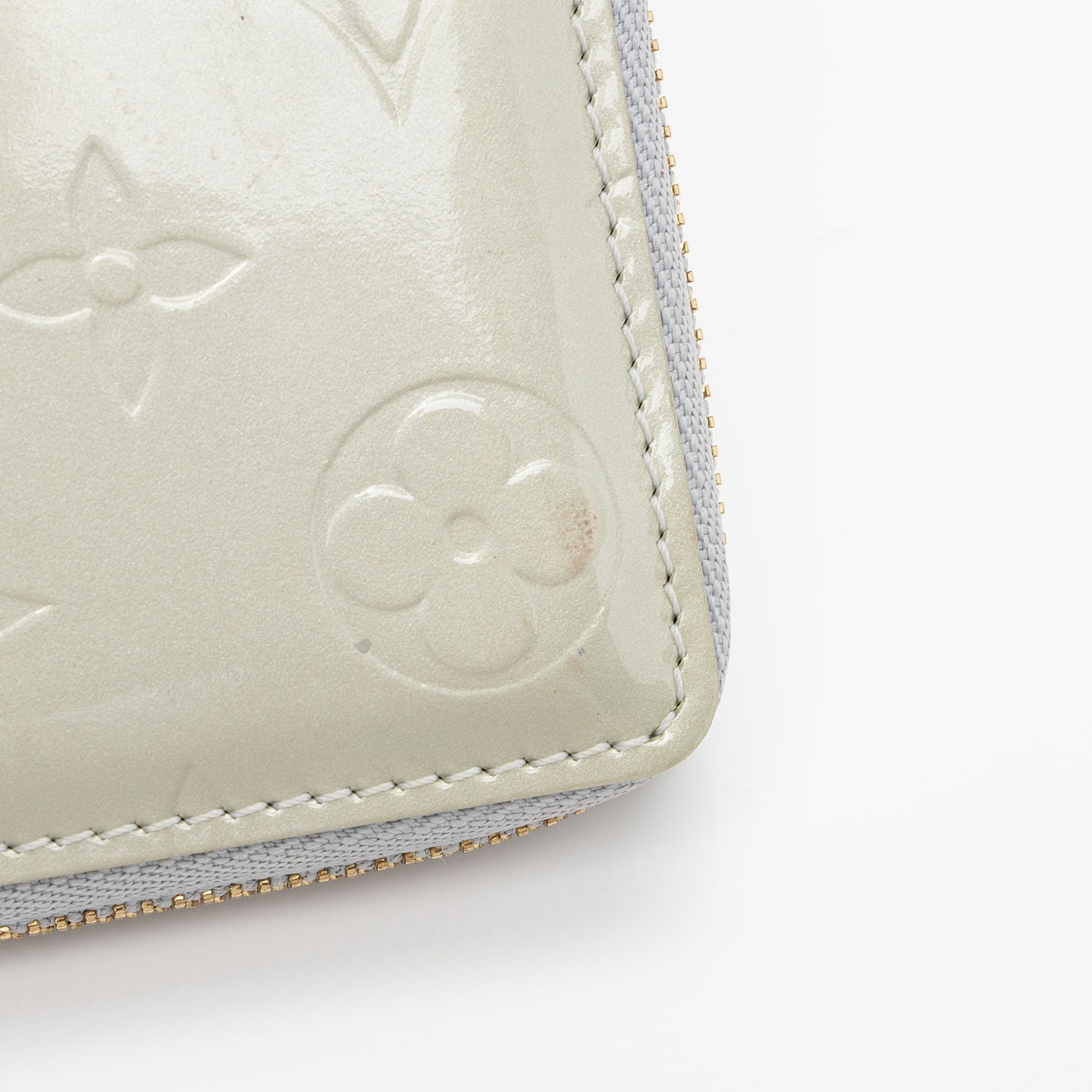 Louis Vuitton Monogram Vernis Broome Zip Wallet (SHF-It7BPo)