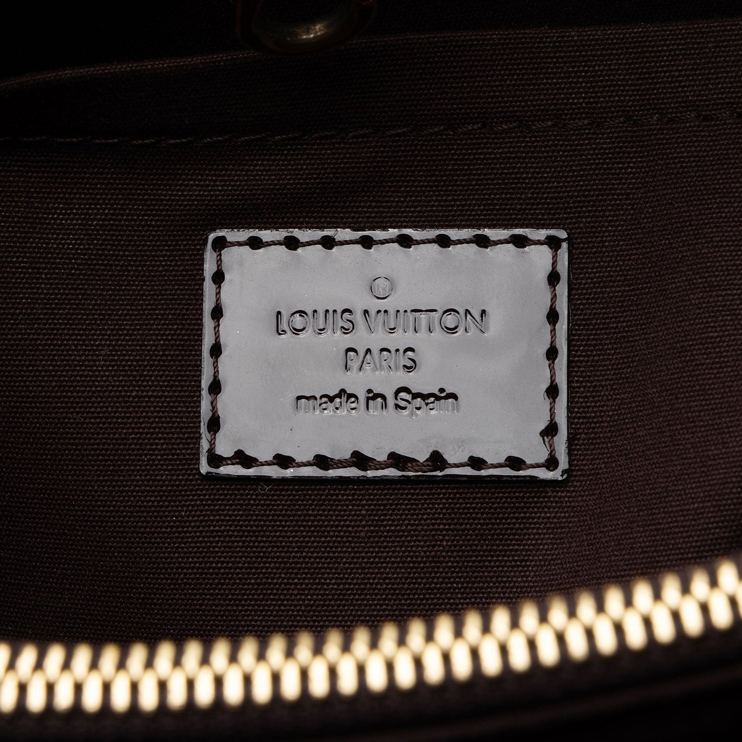Louis Vuitton Monogram Vernis Montaigne MM Satchel (SHF-0N0xLg)