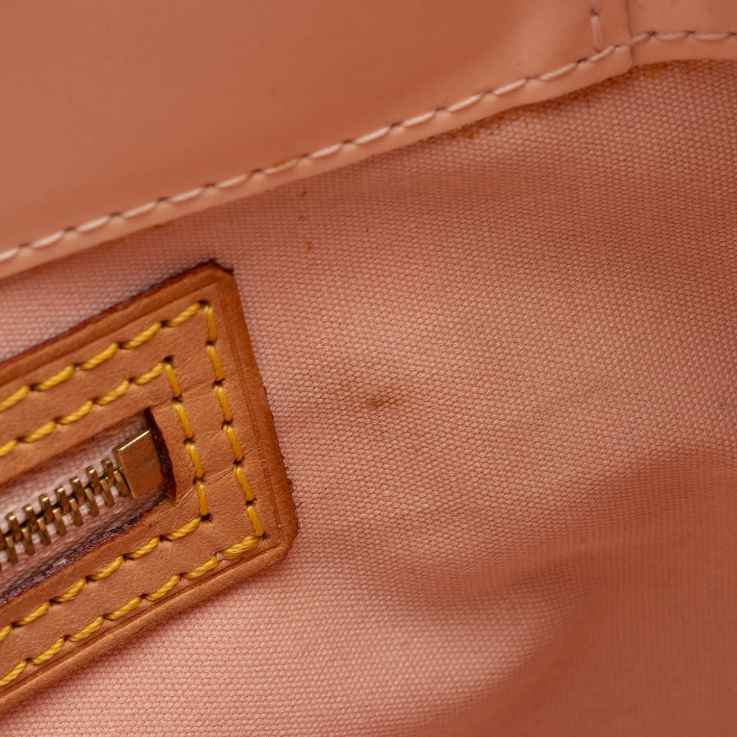 Louis Vuitton Monogram Vernis Reade PM Tote (SHF-5baQ5S)