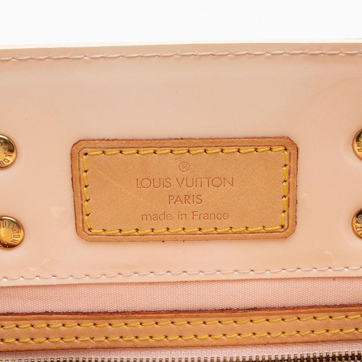 Louis Vuitton Monogram Vernis Reade PM Tote (SHF-5baQ5S)