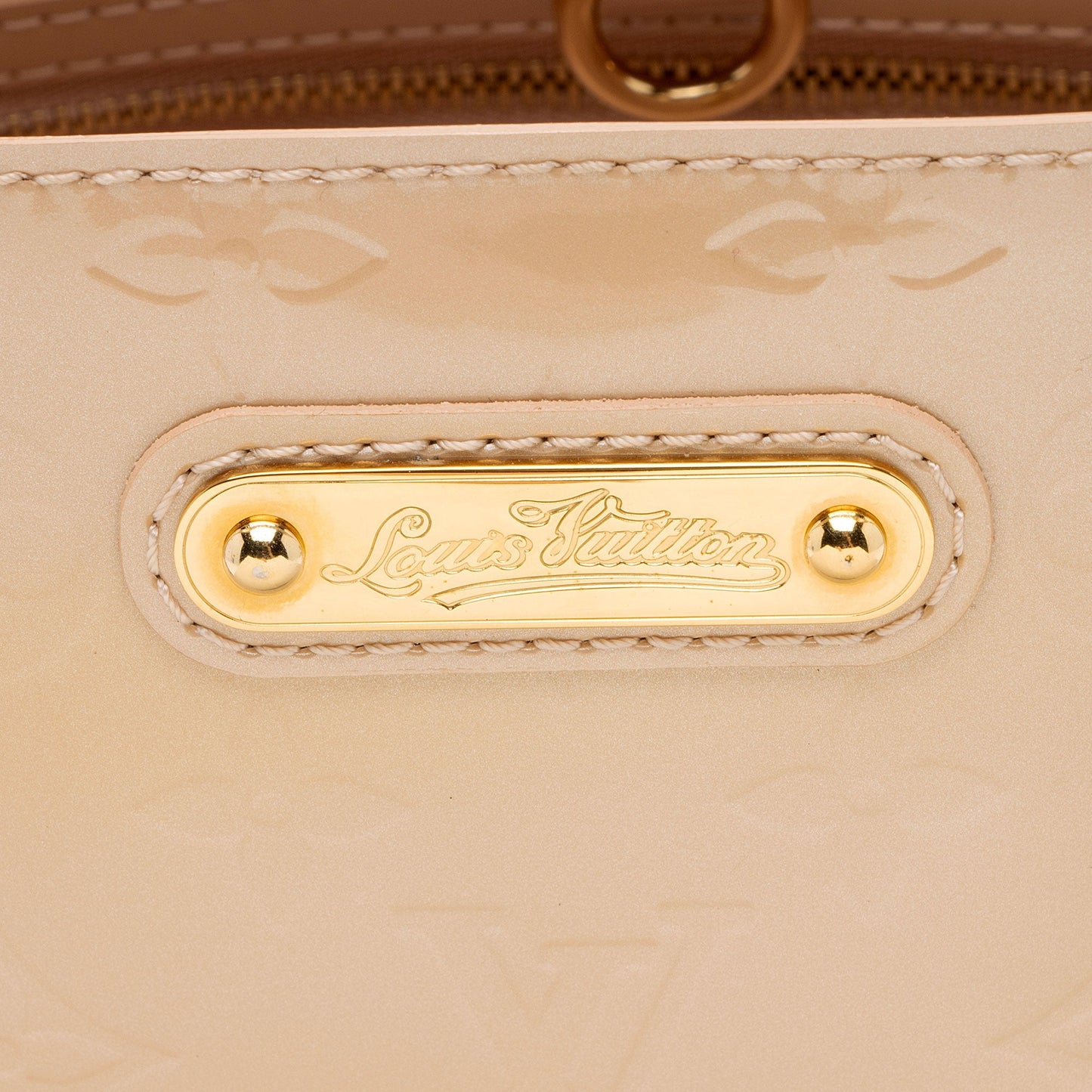 Louis Vuitton Monogram Vernis Wilshire PM Tote (SHF-LIDh3x)