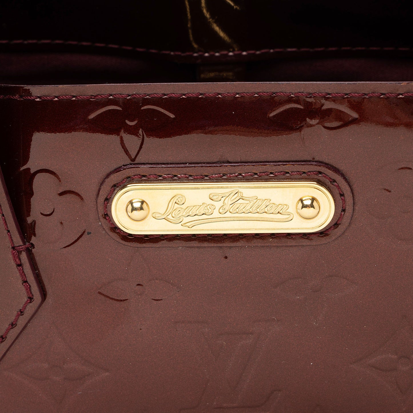 Louis Vuitton Monogram Vernis Wilshire PM Tote (SHF-eeeczU)