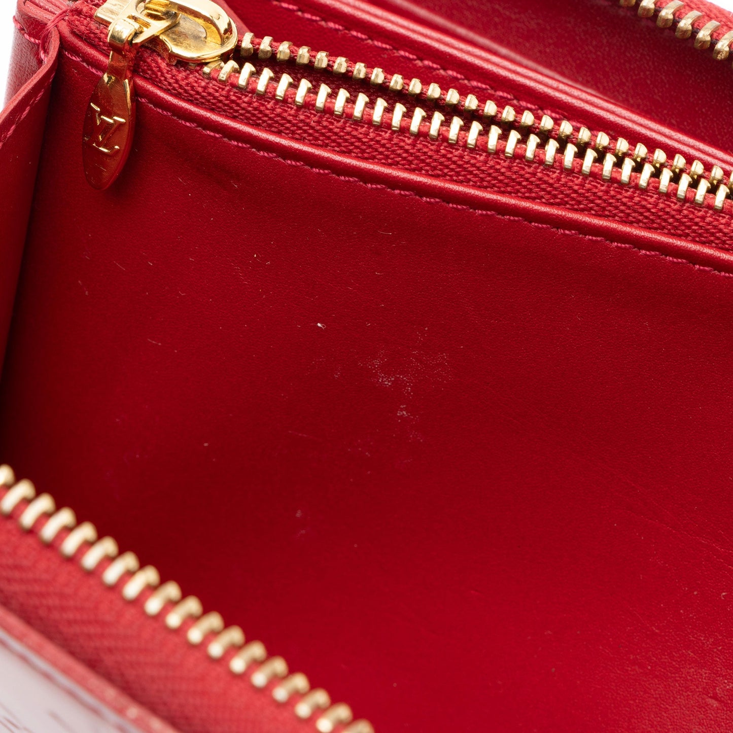 Louis Vuitton Monogram Vernis Zippy Wallet (SHF-hf4RJT)