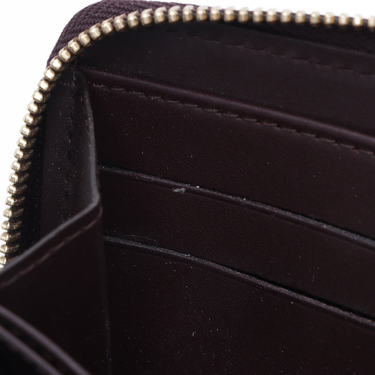 Louis Vuitton Monogram Vernis Zippy Wallet (SHF-2xxdbk)