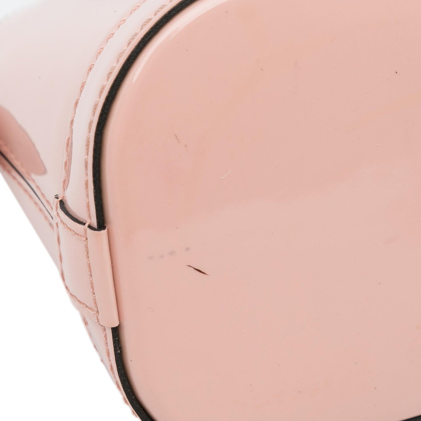 Louis Vuitton Monogram and Vernis Mini Alma Chain Crossbody (SHG-X9iBZK)