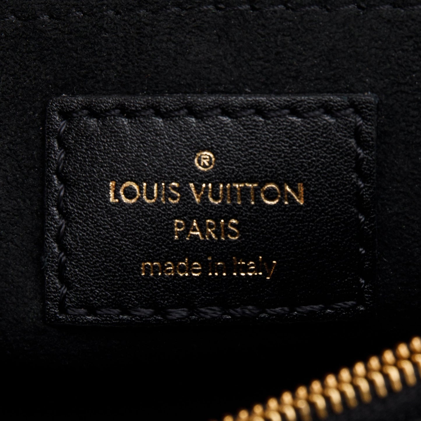 Louis Vuitton New Wave Chain-Bag MM