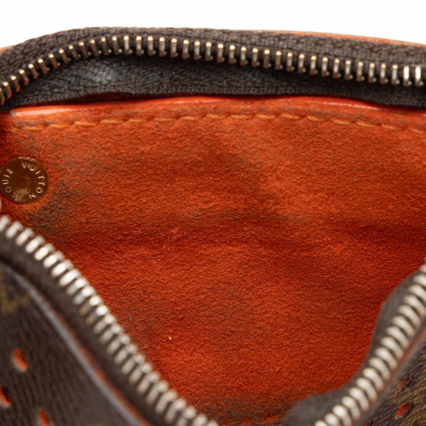 Louis Vuitton Perforated Monogram Canvas Key Pouch (SHF-M8dZec)