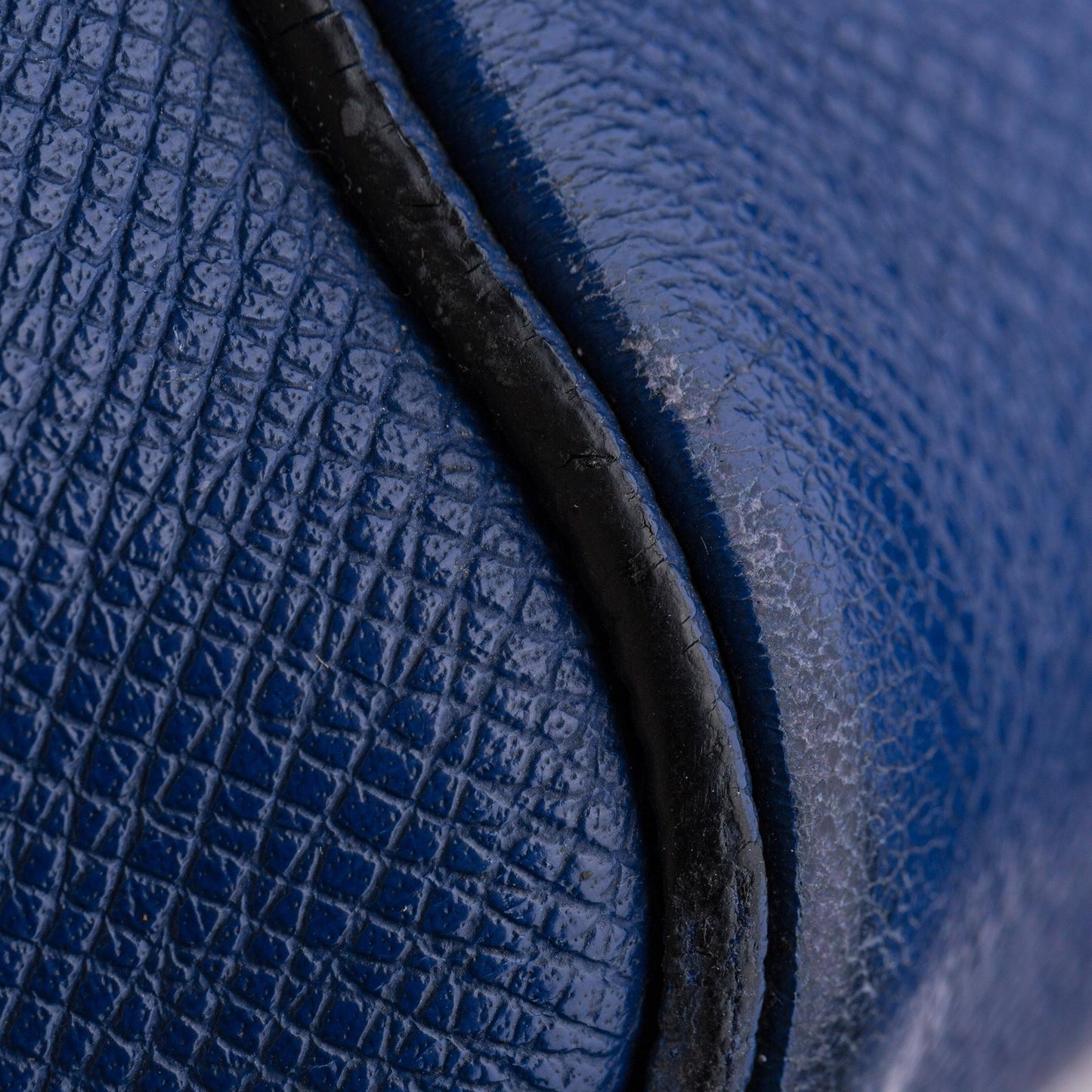 Louis Vuitton Taiga Outdoor Messenger PM